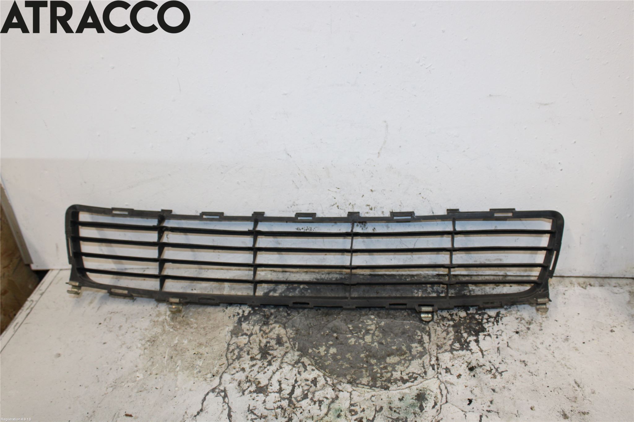 Toyota AURIS 10-12 Grilldel Midt