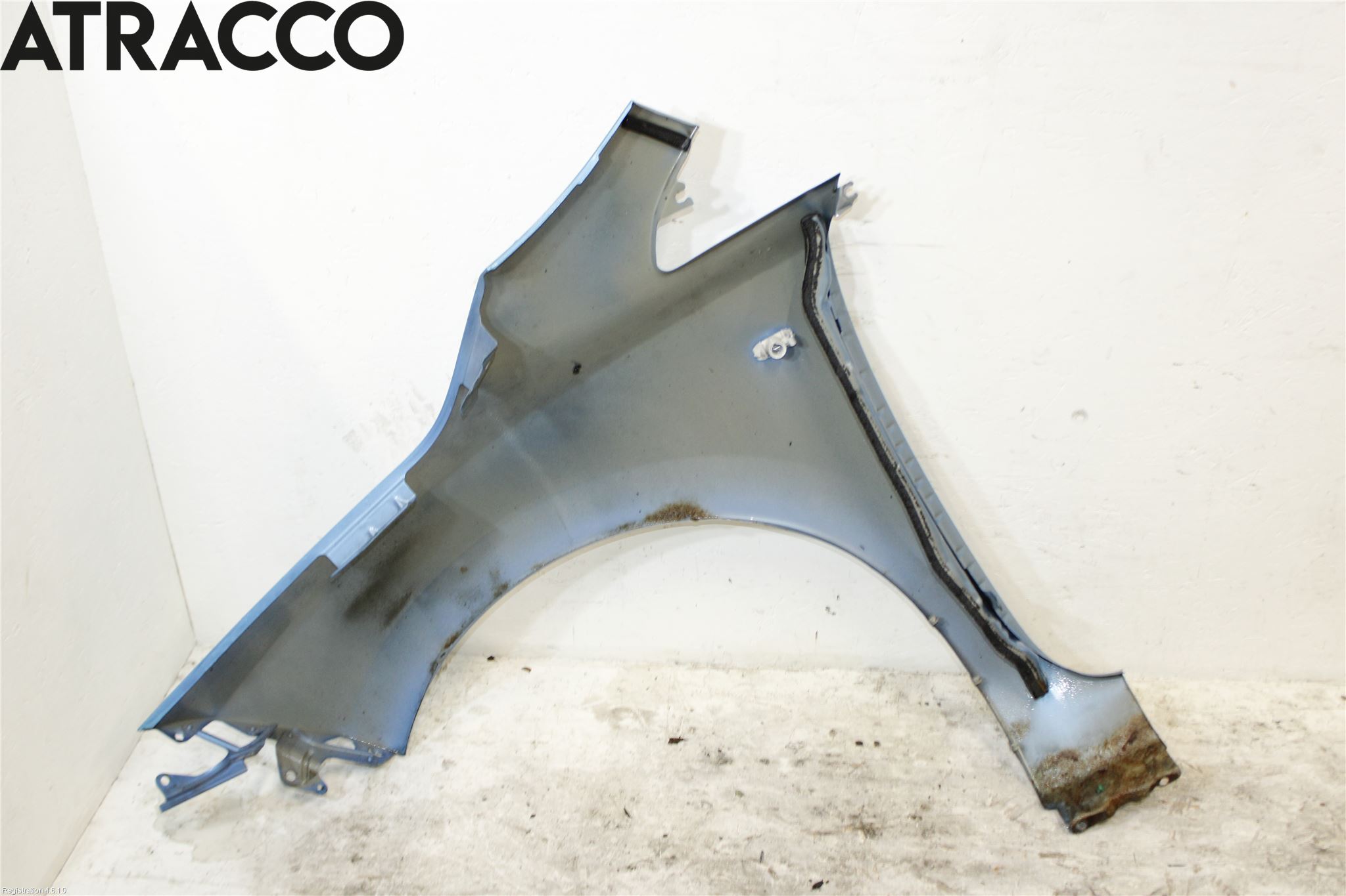 Nissan LEAF 11-17 Skjerm Foran Høyre