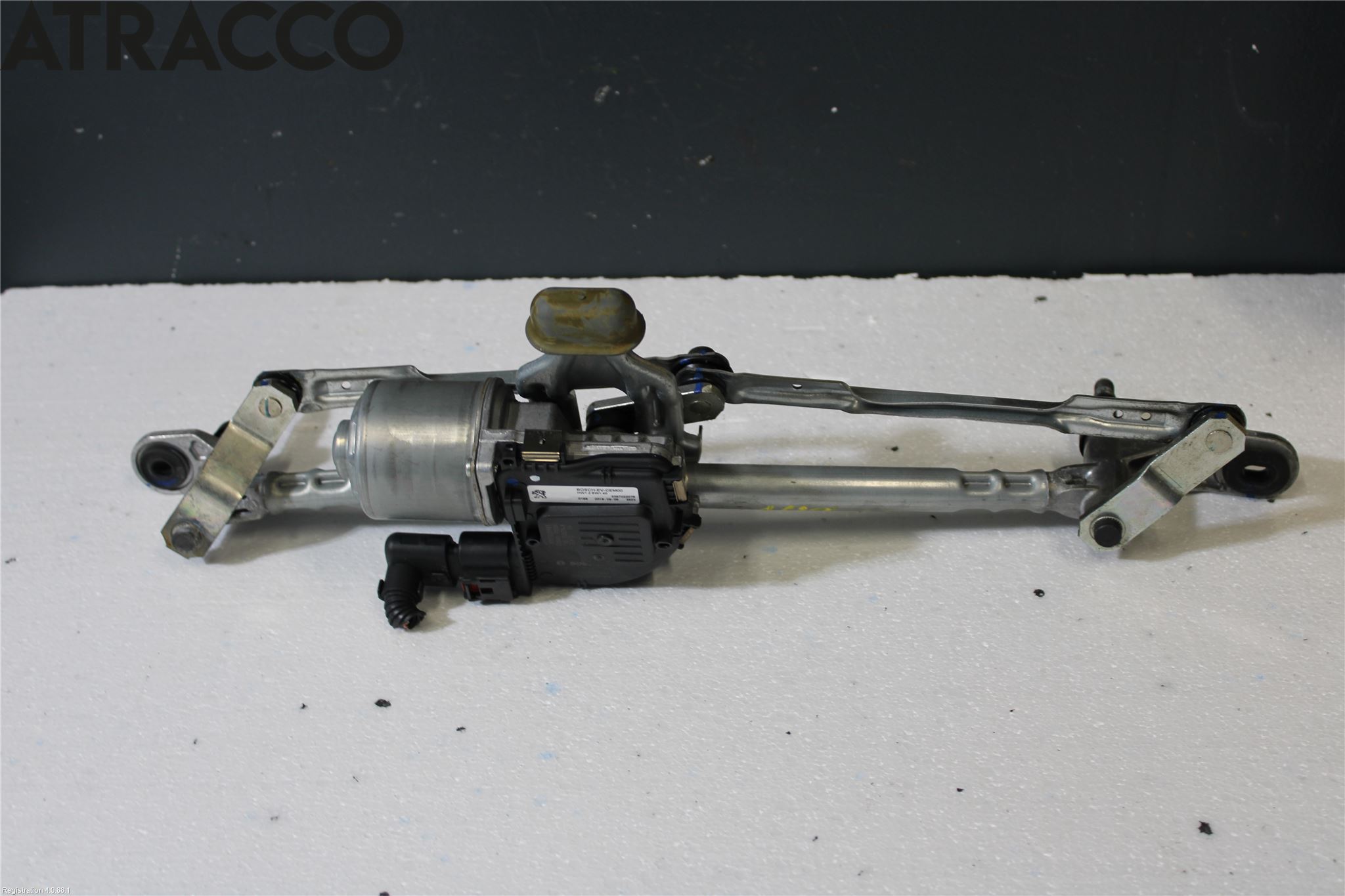 Peugeot 3008 17-24 Viskermotor Frontrute