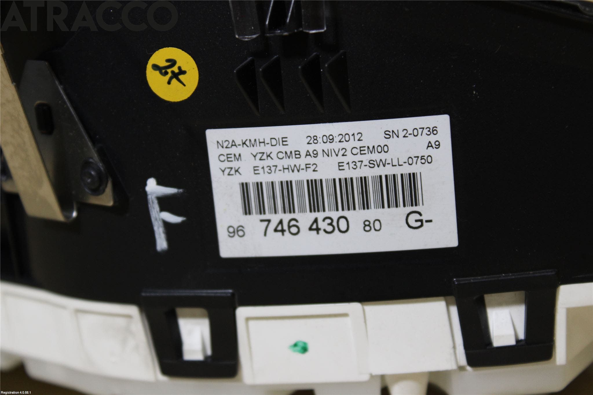 Peugeot 208 12-15 Instr Kombinert