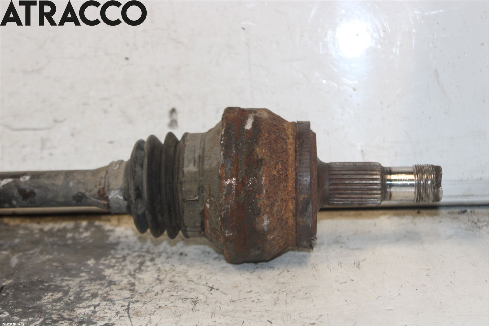 Mercedes-Benz MB E-KLASS (W212) 09-16 Drivaksel Bak Kompl Høyre