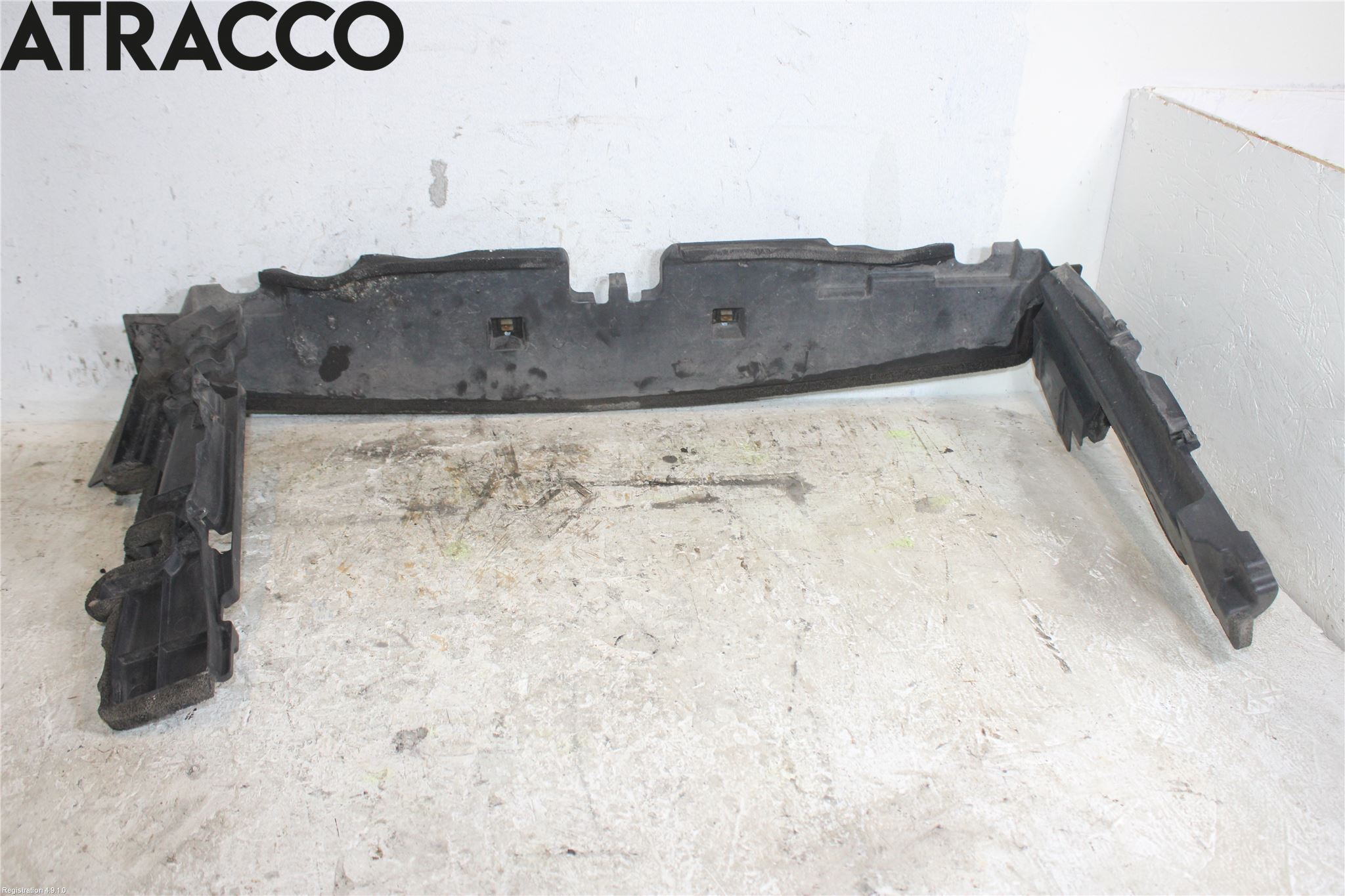 Toyota AURIS 13-19 Luftstyring Front