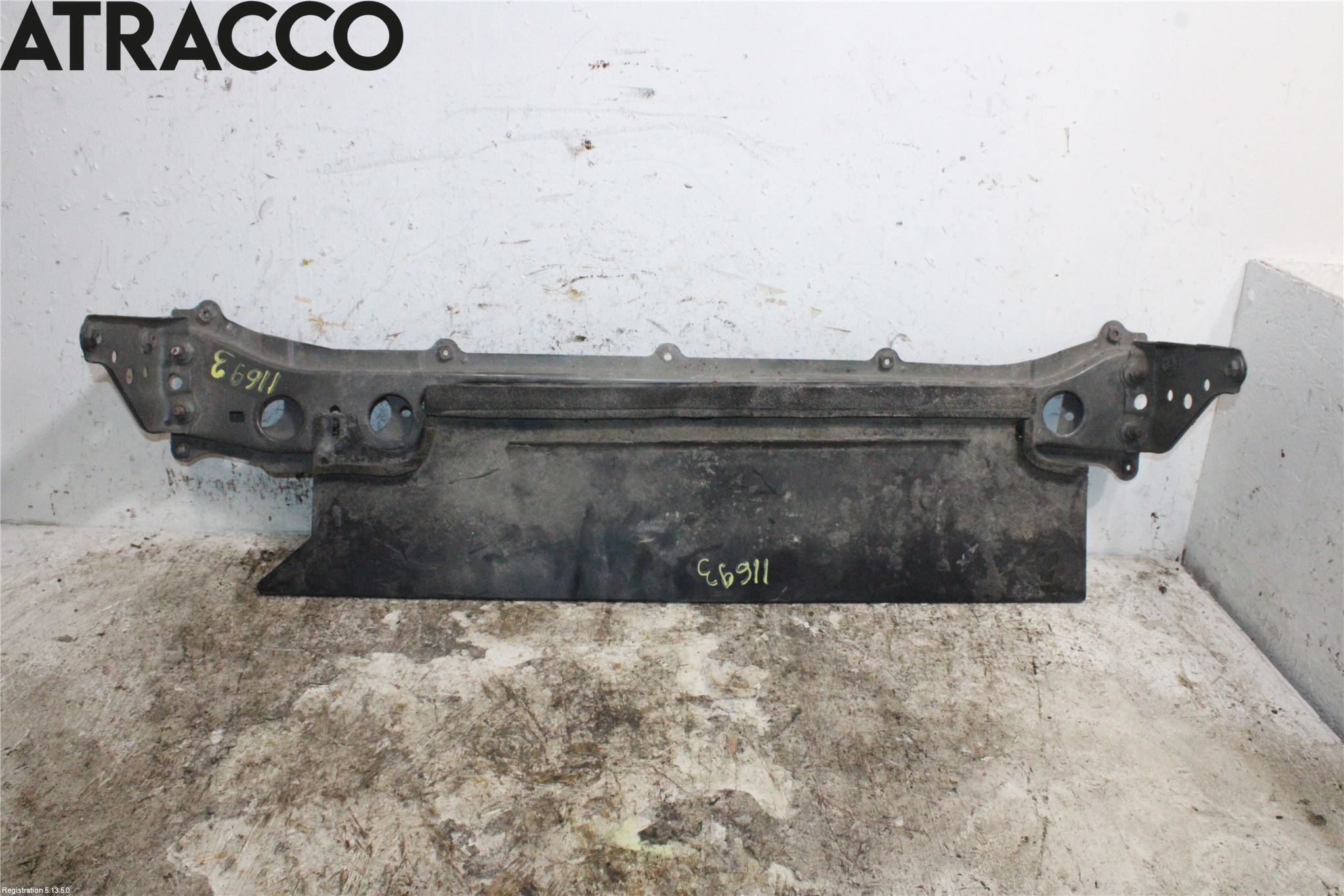 Toyota YARIS XP21 20- Radiator Feste - Ramme - Bjelk