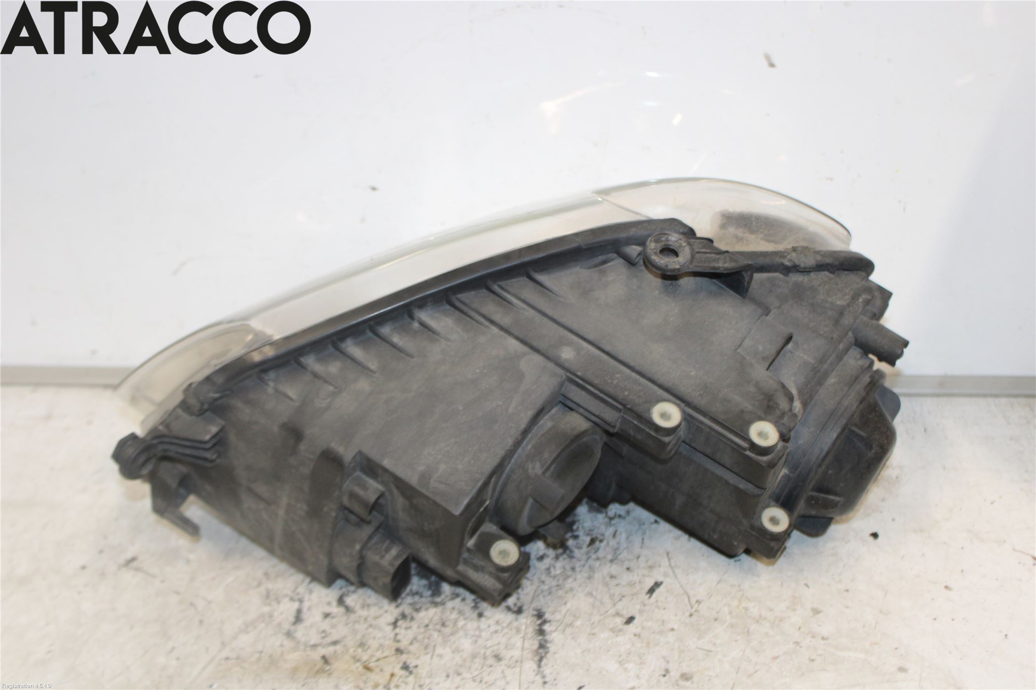 Volkswagen VW TOURAN 03-10 Frontlykt Høyre