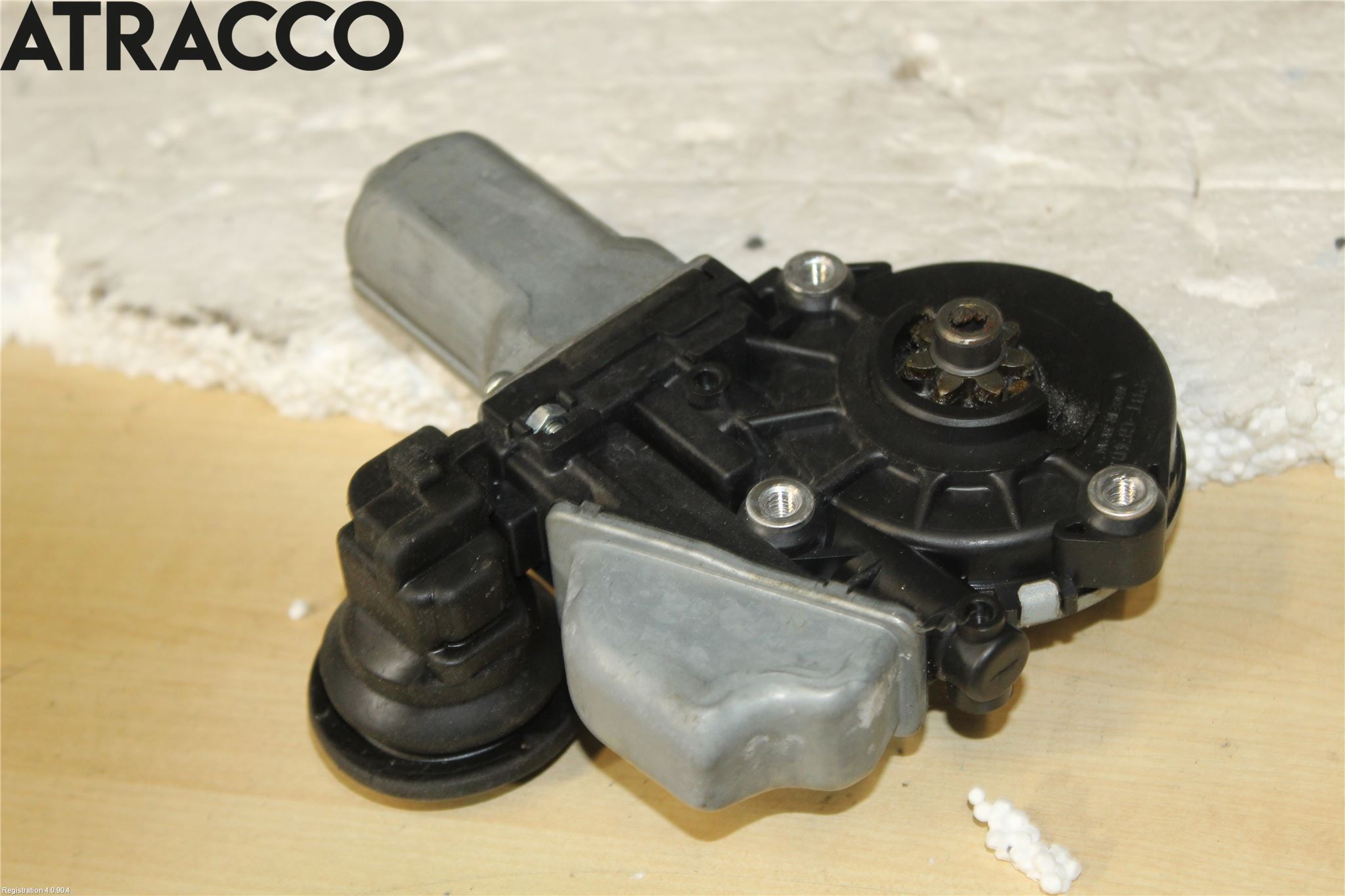 Toyota YARIS XP130 12-14 Vindusheis