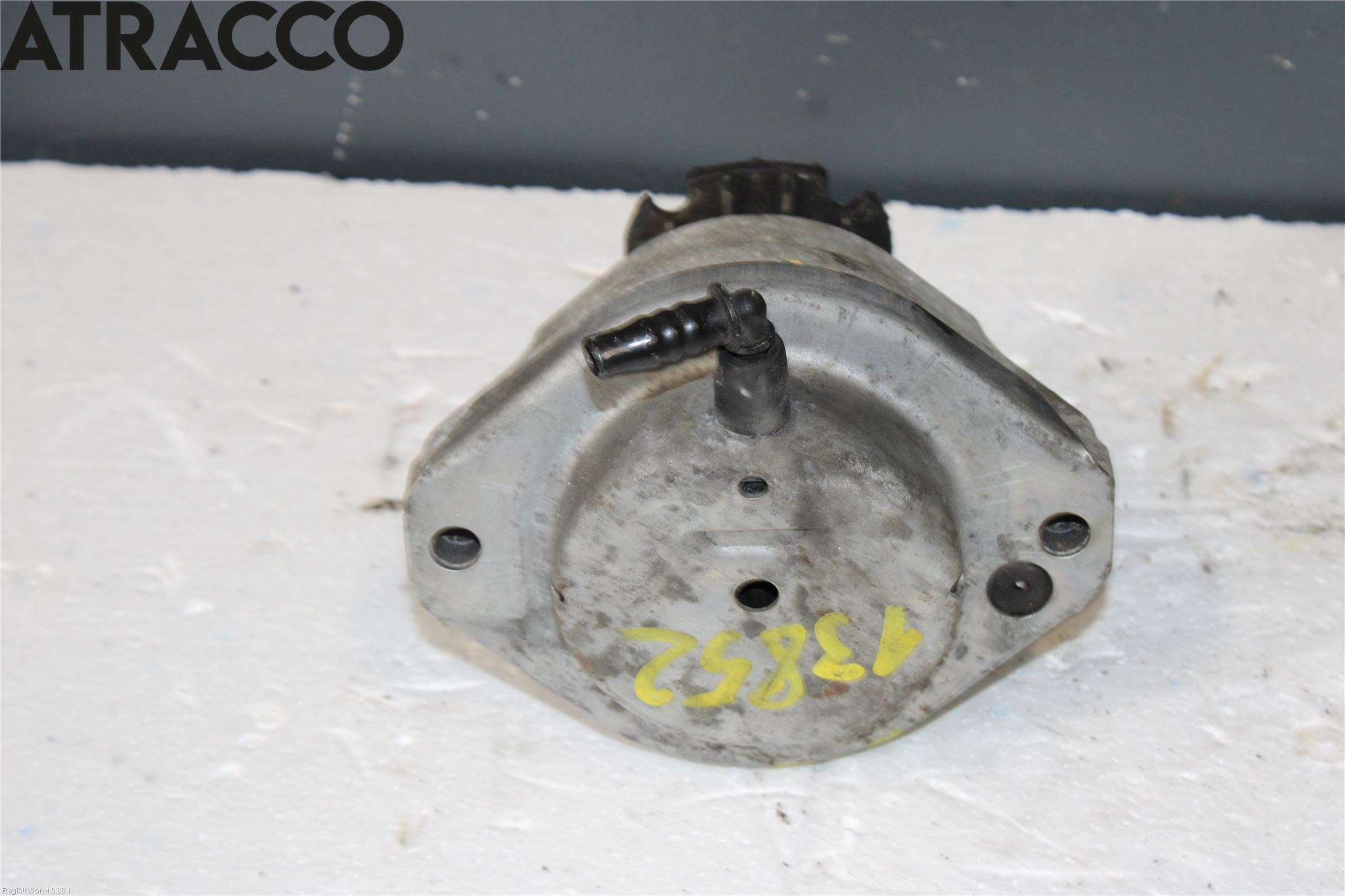 BMW 5 E60/61 Sed/Tou 02-10 Motor Feste Gummi