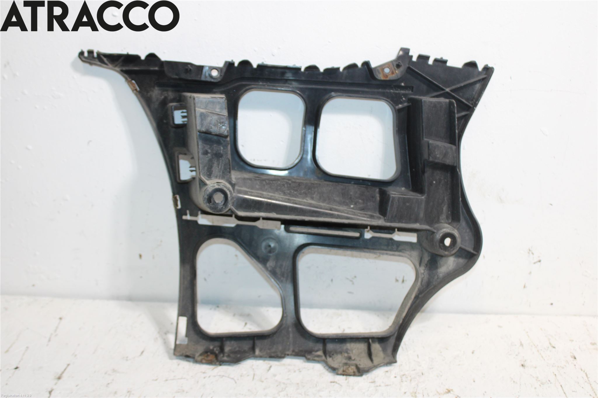 BMW 3 E90/91 SED/TOU 05-12 Støtfanger Bak Feste