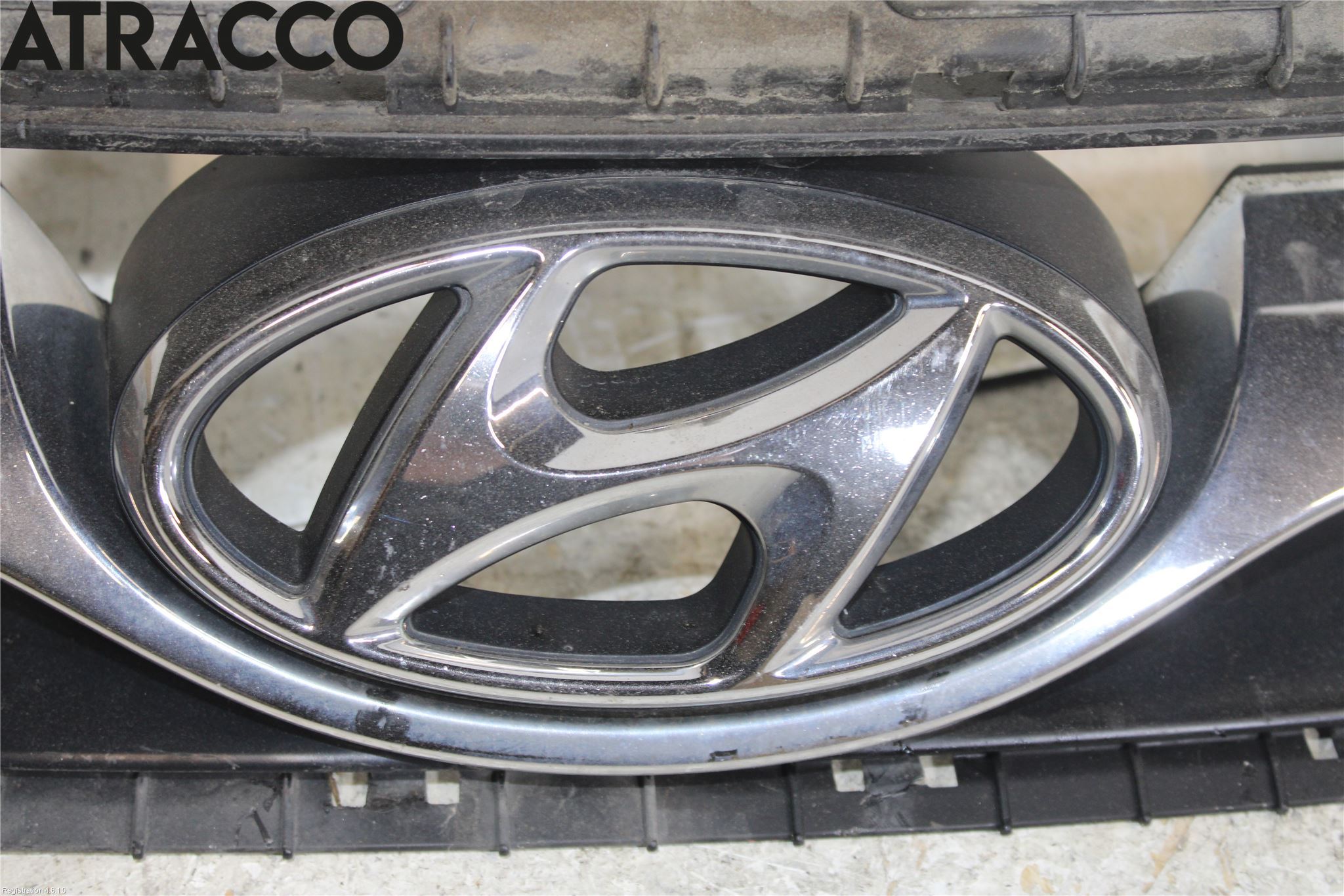 Hyundai i40 08-15 Grilldel Midt