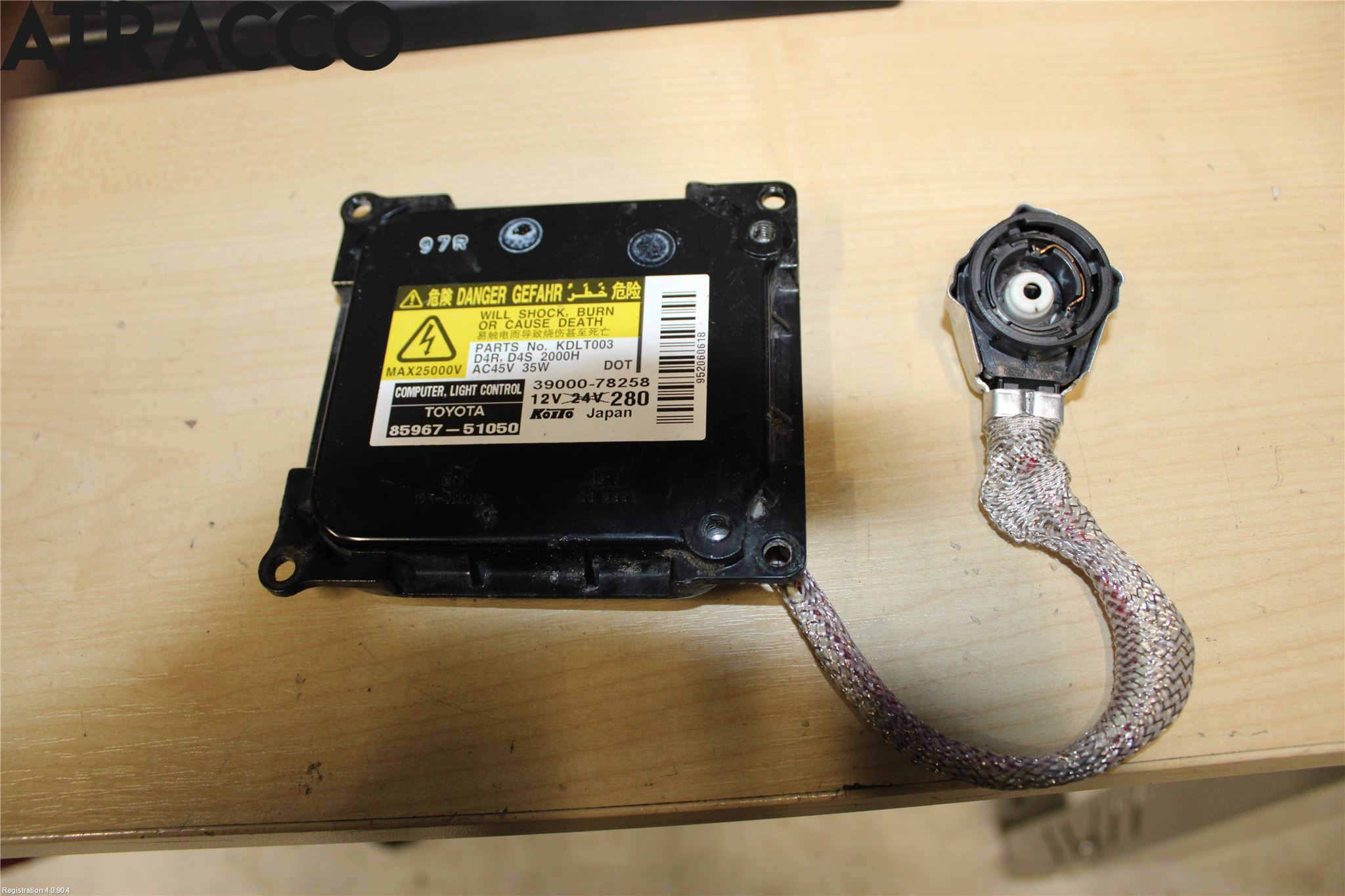 Toyota AVENSIS 09-15 Styreenhet Xenon