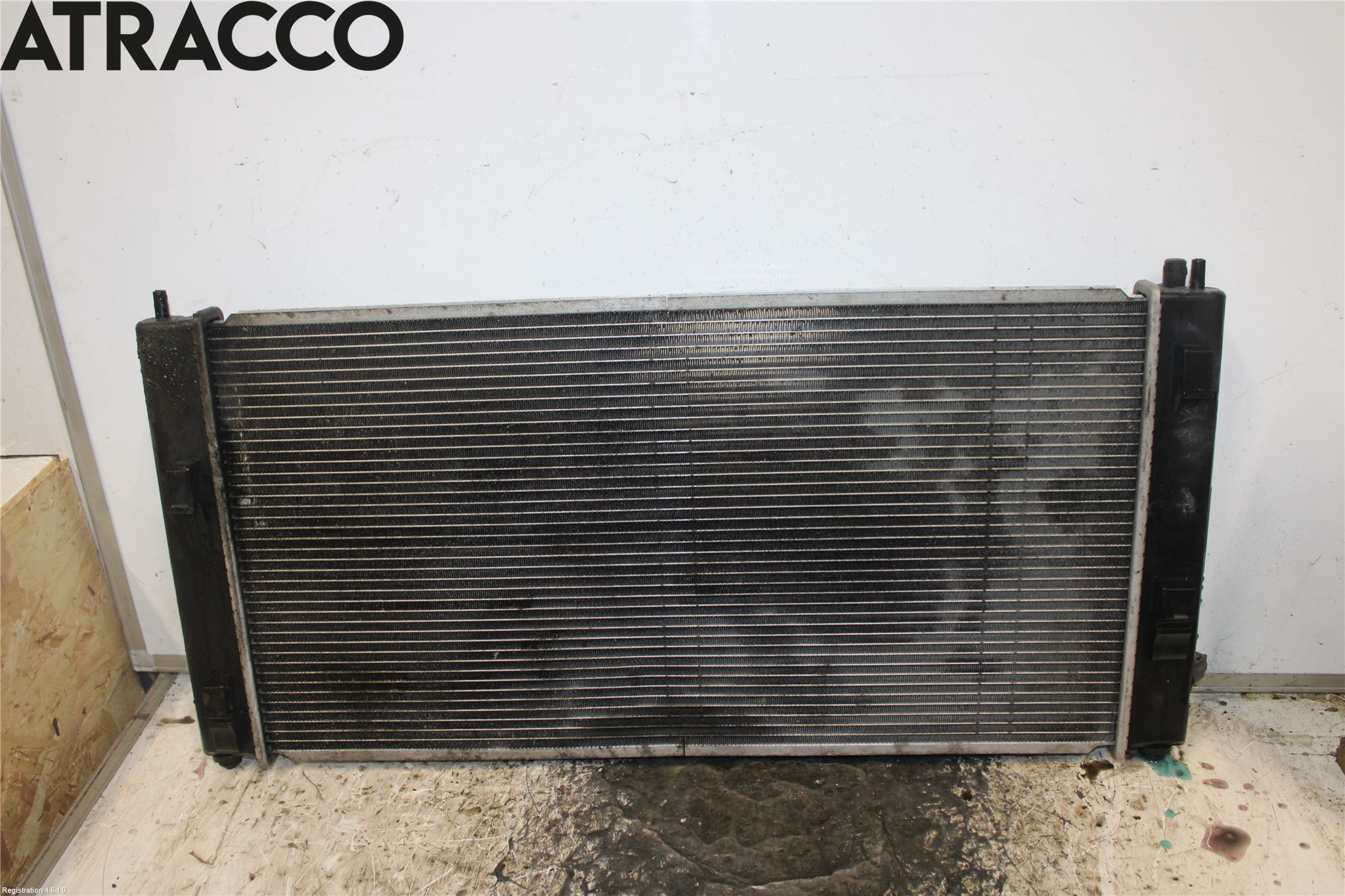 Nissan LEAF 11-17 Radiator Automat