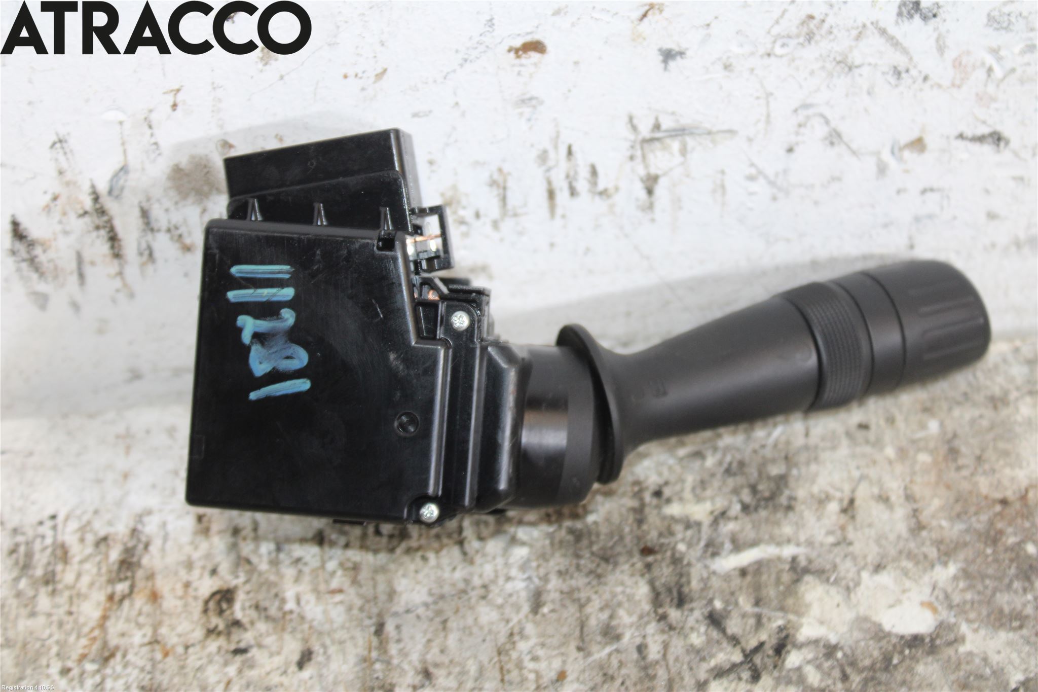 Toyota AURIS 13-19 Bryter Ratt Visker - Spyler