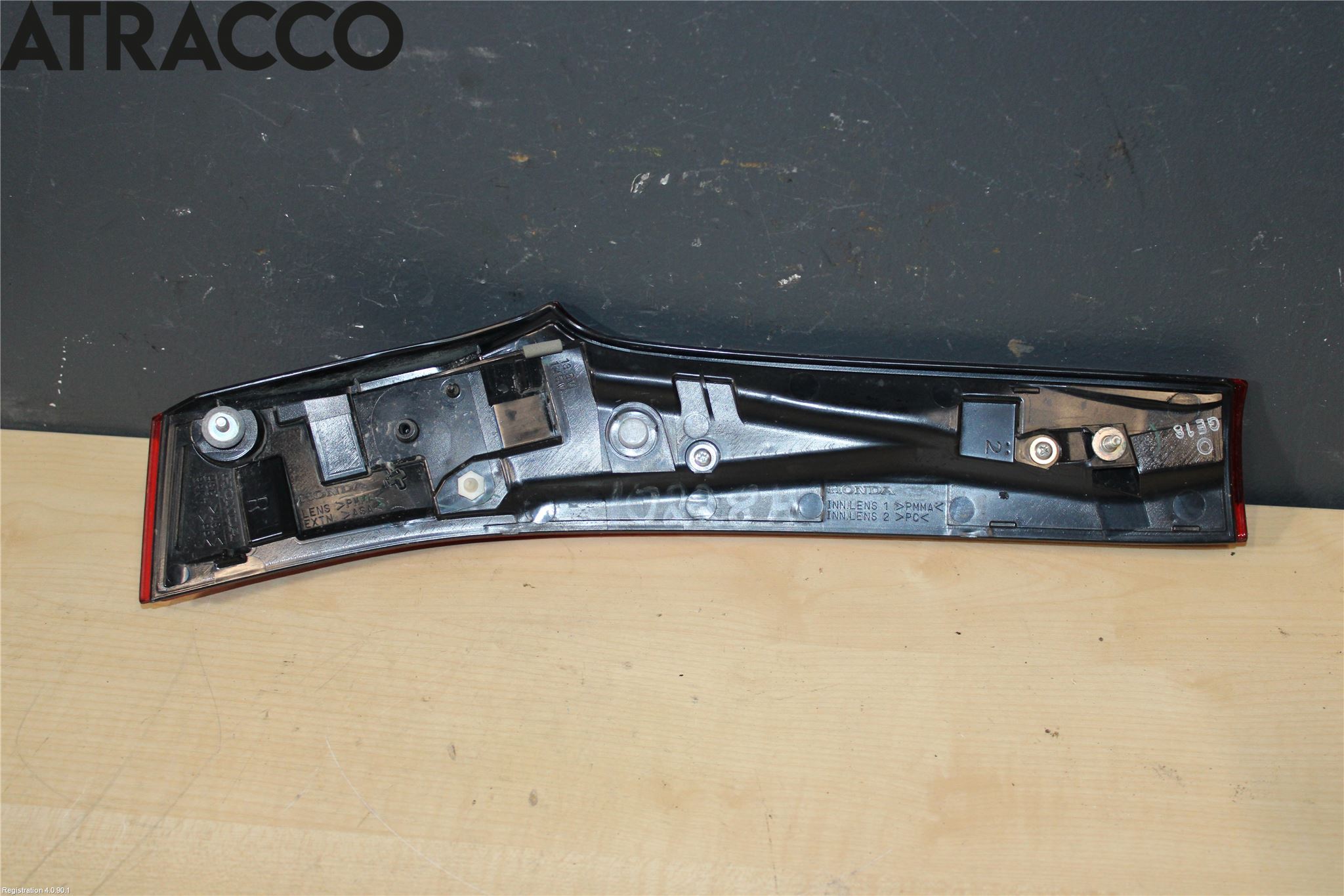 Honda JAZZ 15-20 Baklykt Høyre  På Luke(Indre)