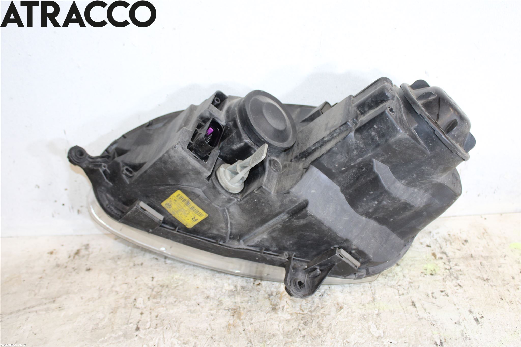 Volkswagen VW GOLF V 04-09 Frontlykt Venstre