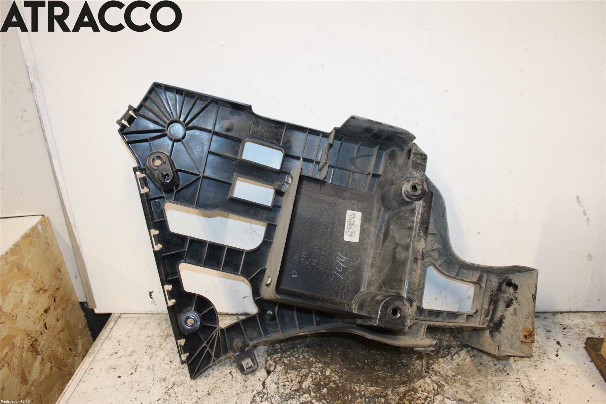 BMW X5 F15 13-18 Støtfangerfeste Bak Høyre