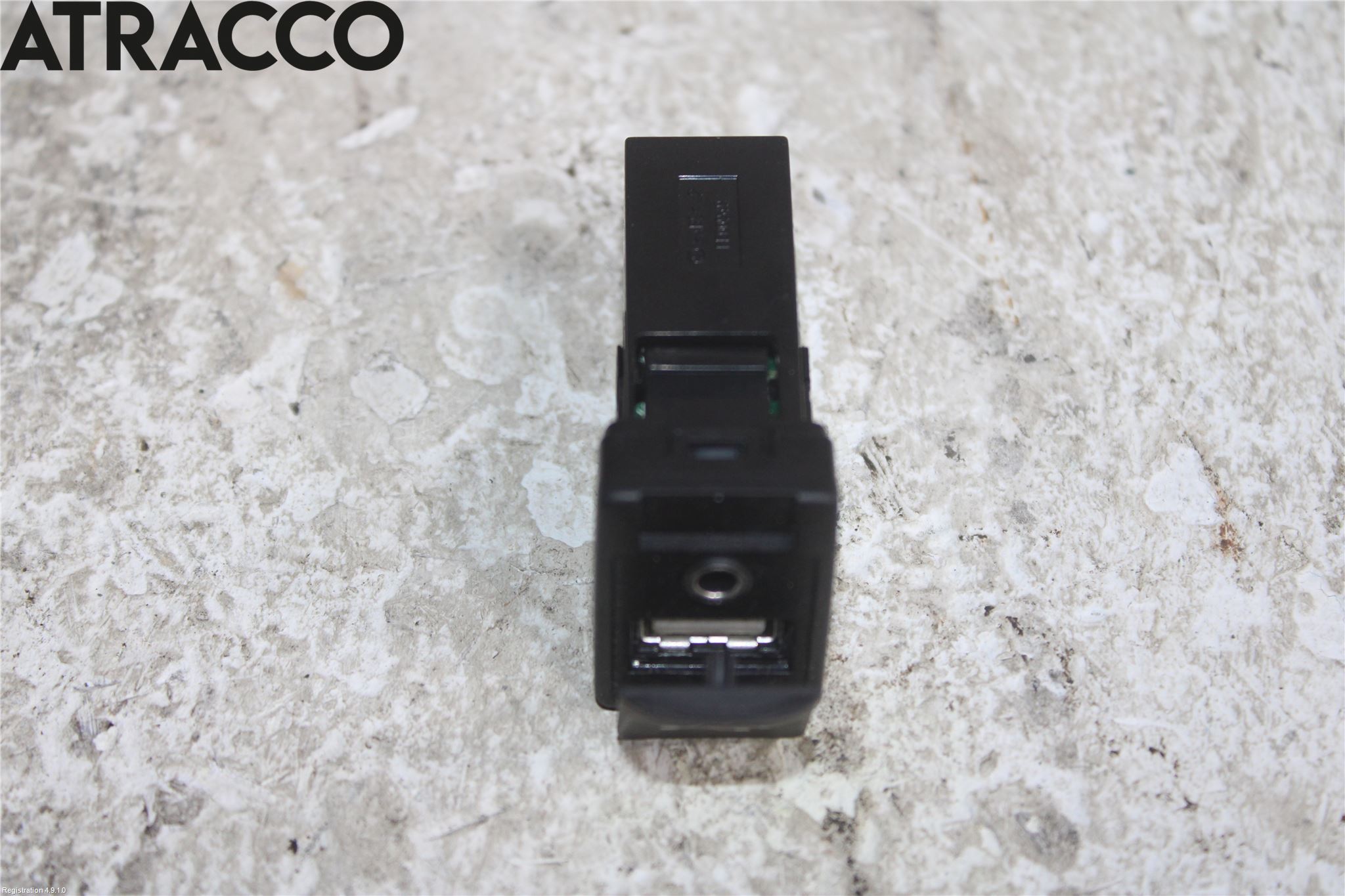 Toyota AURIS 13-19 Usb Connection