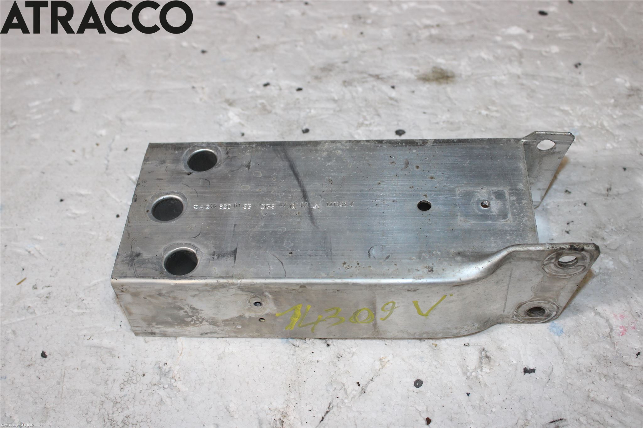 Mercedes-Benz MB A-KLASS (W176) 13-18 Støtfanger Foran Feste