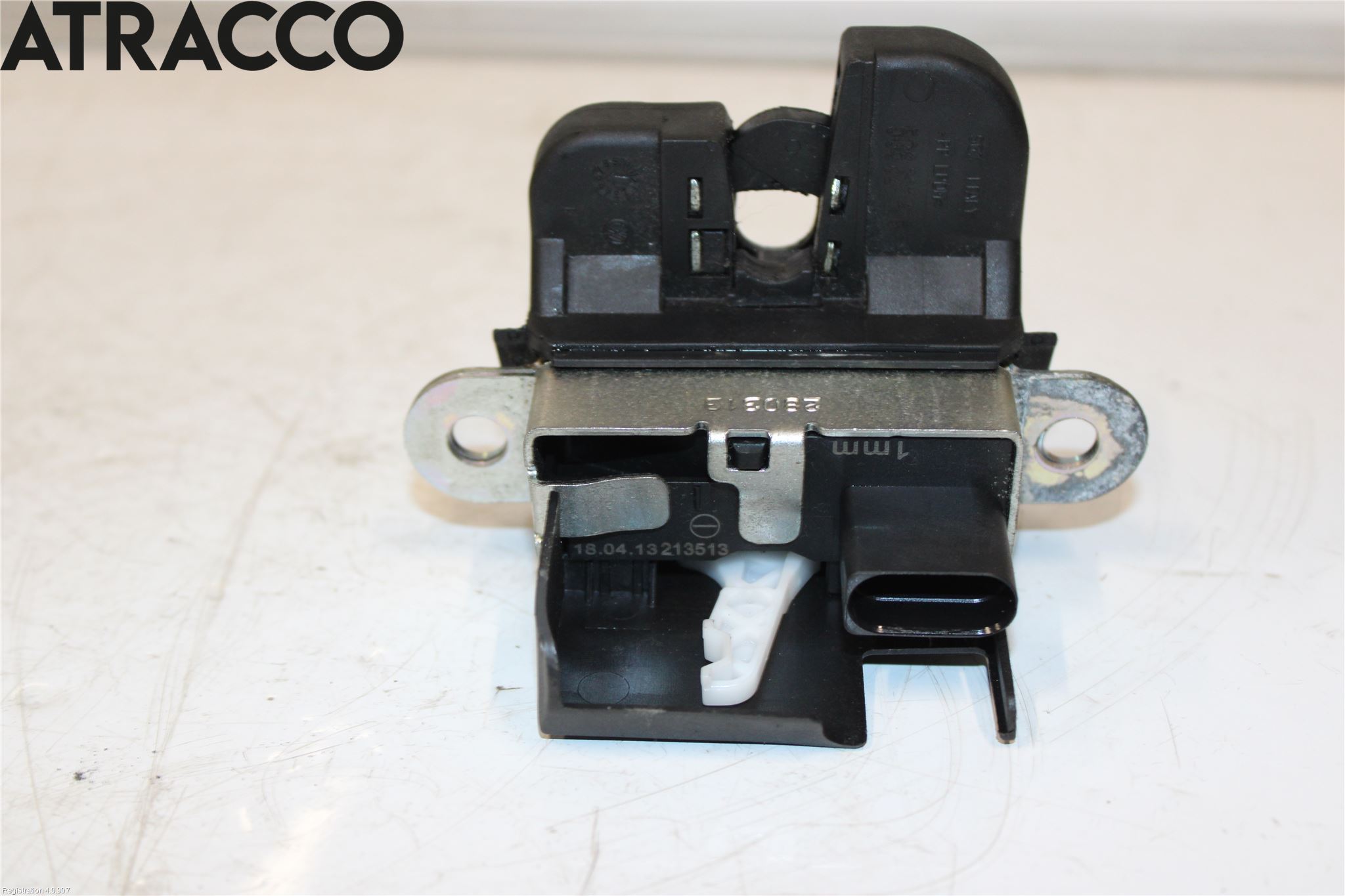 Volkswagen VW GOLF / E-GOLF VII 13-20 Bakluke-Lokk Låsekasse