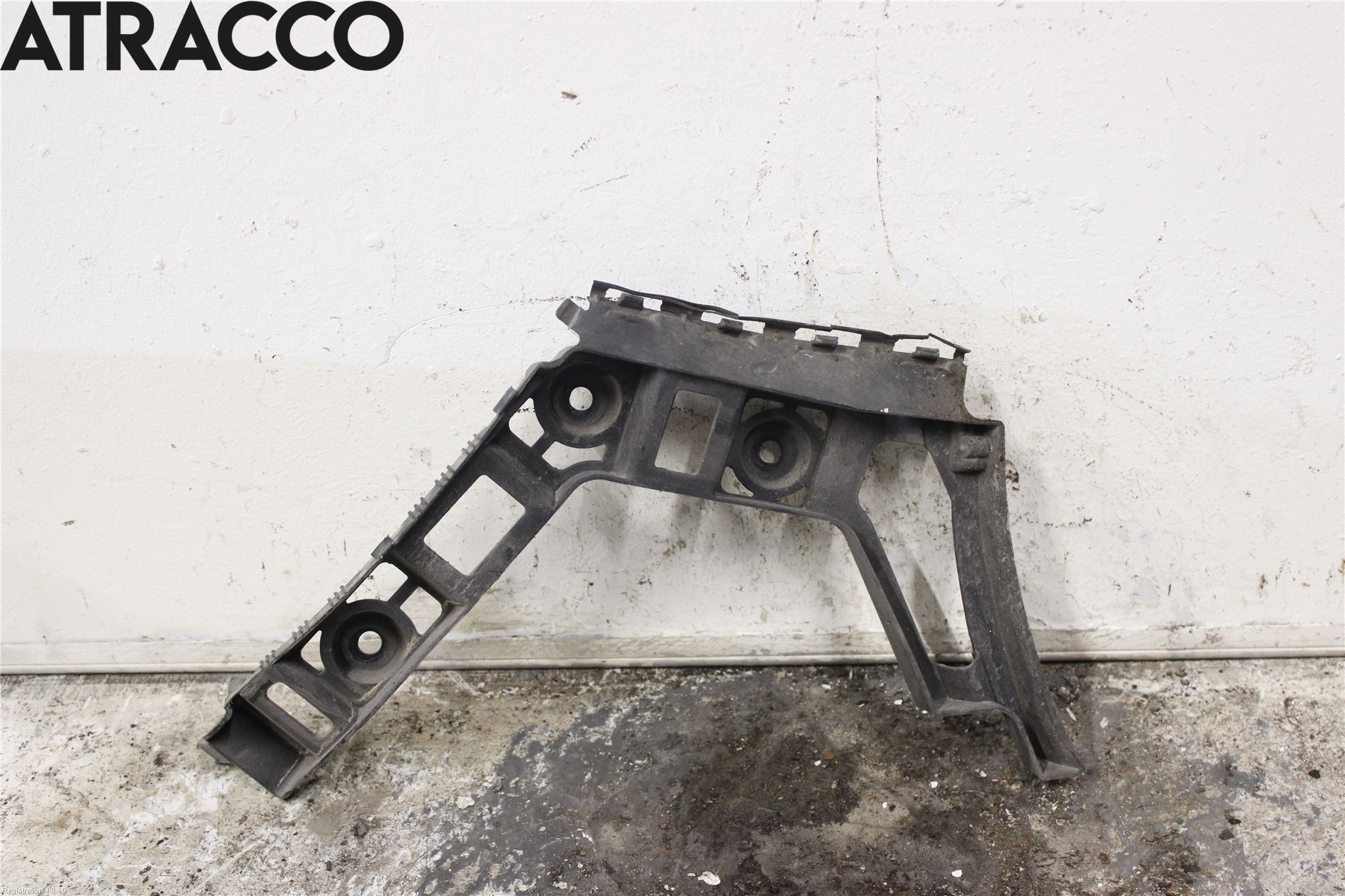 Volkswagen VW GOLF VI 09-13 Støtfangerfeste Bak Høyre