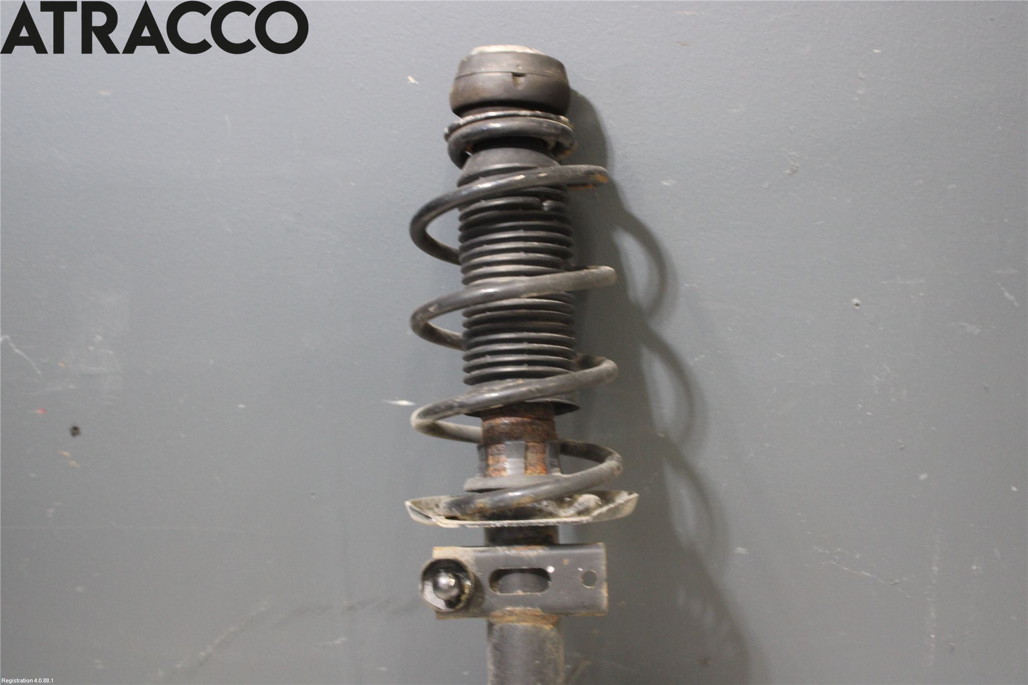 Volkswagen VW POLO 10-17 Fjærbein Foran Høyre