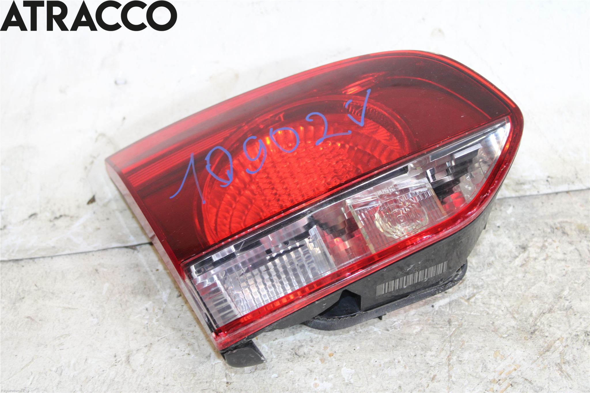 Volkswagen VW GOLF VI 09-13 Baklykt Venstre  På Luke(Indre