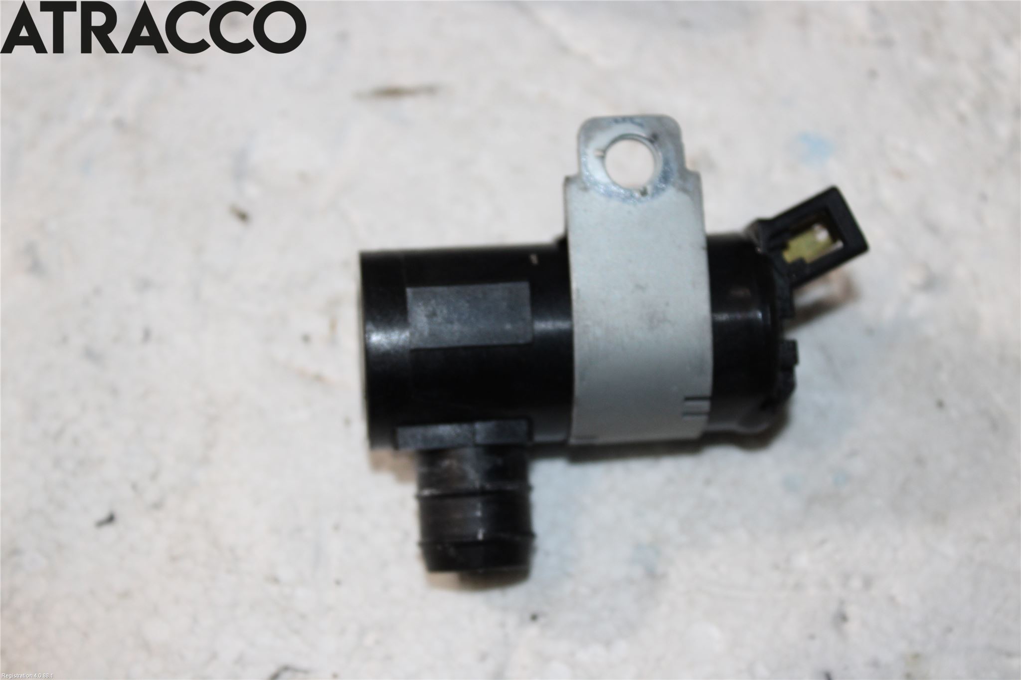 Mitsubishi PAJERO 06-15 Spylerpumpe Bakluke