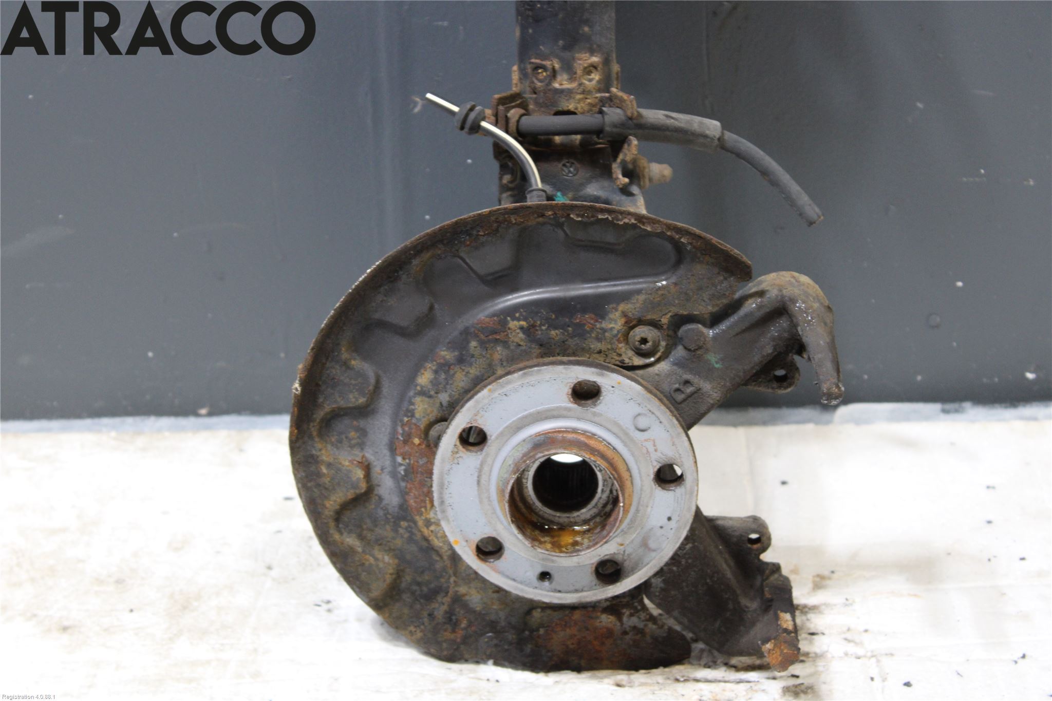 Volkswagen VW POLO 10-17 Fjærbein Foran Høyre