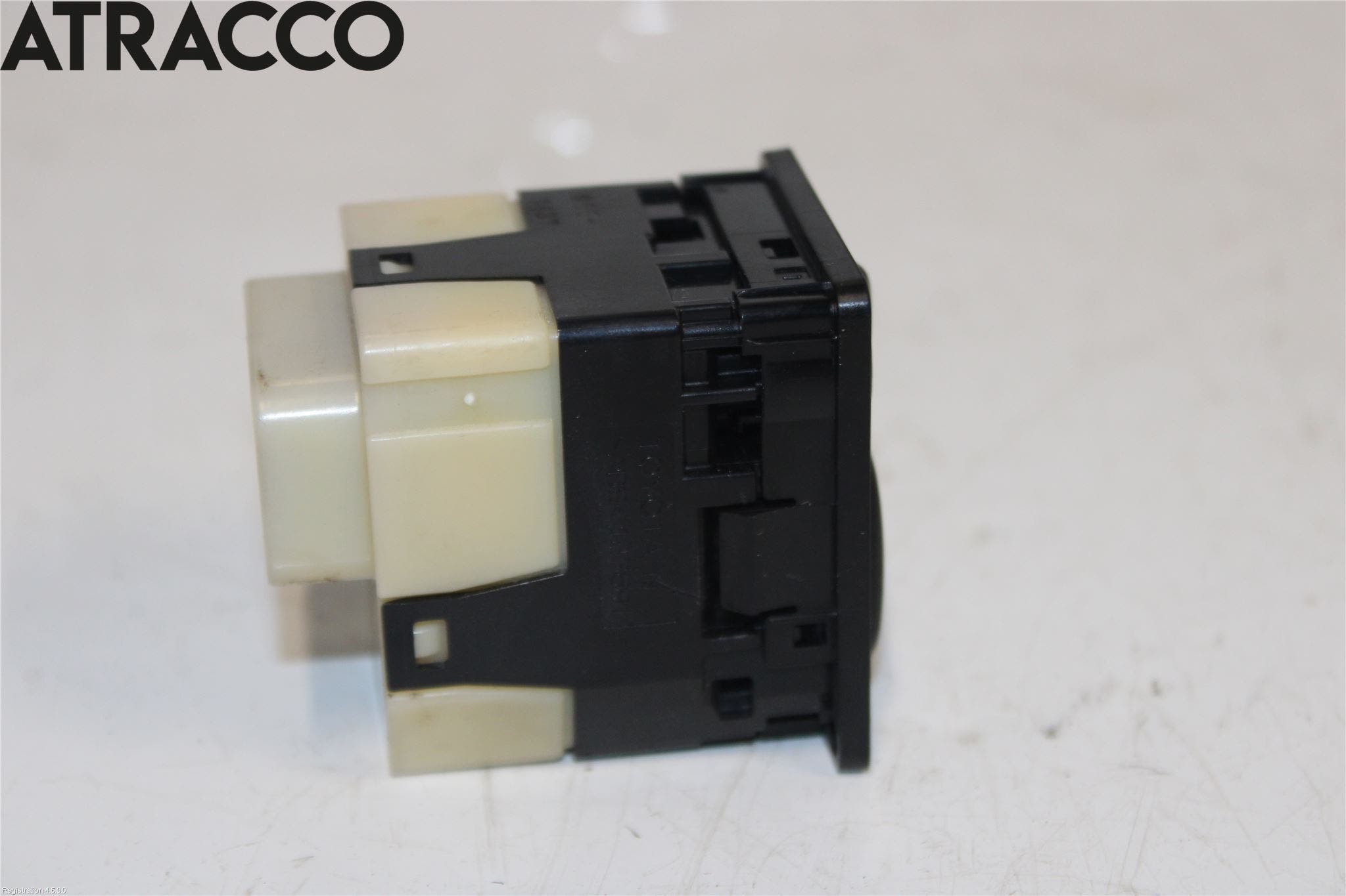 Toyota AURIS 13-19 Bryter Speil