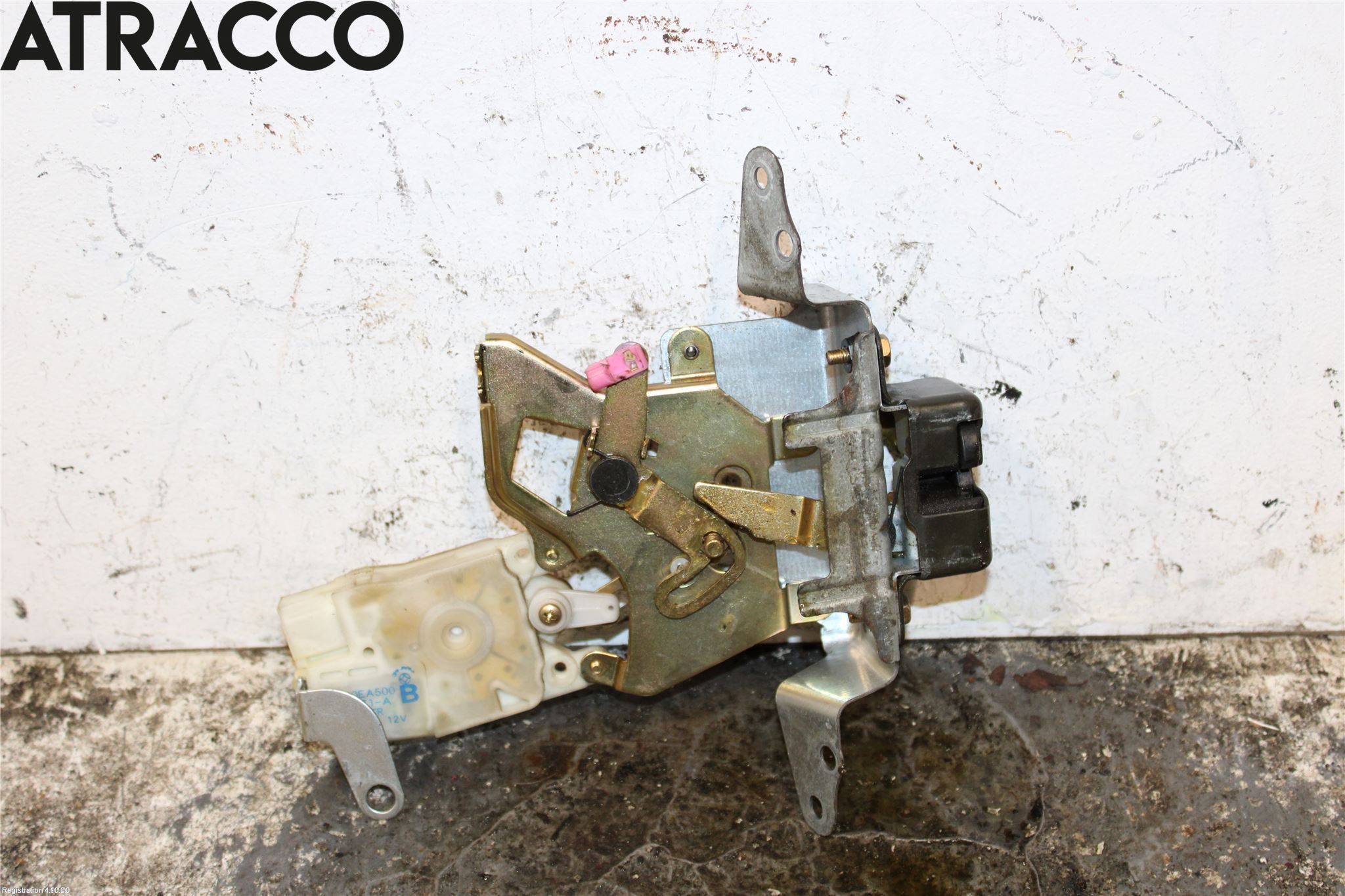 Nissan PATHFINDER R51 05-12 Bakluke-Lokk Låsekasse