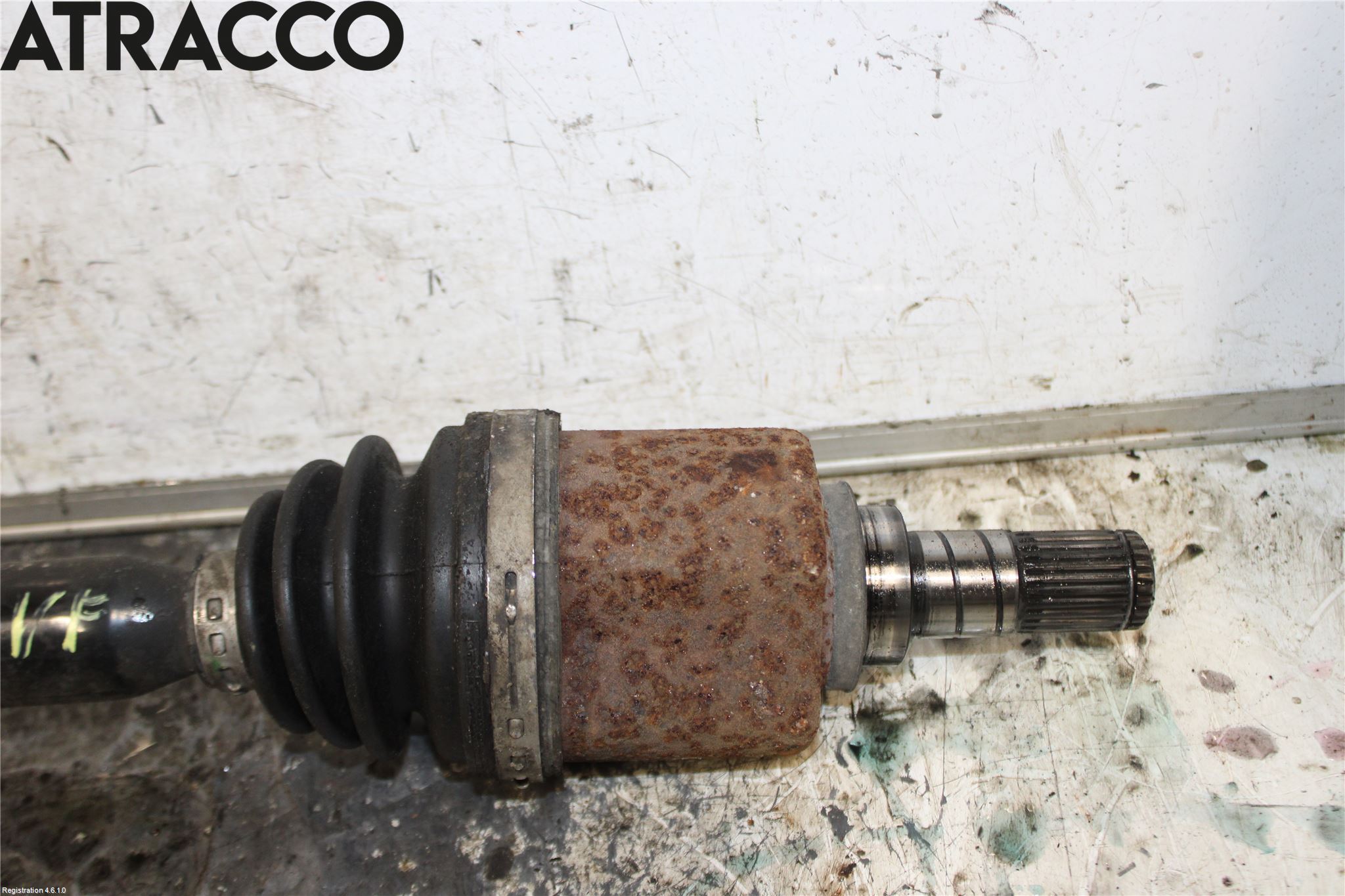 Nissan LEAF 11-17 Drivaksel Foran Kompl Venstre