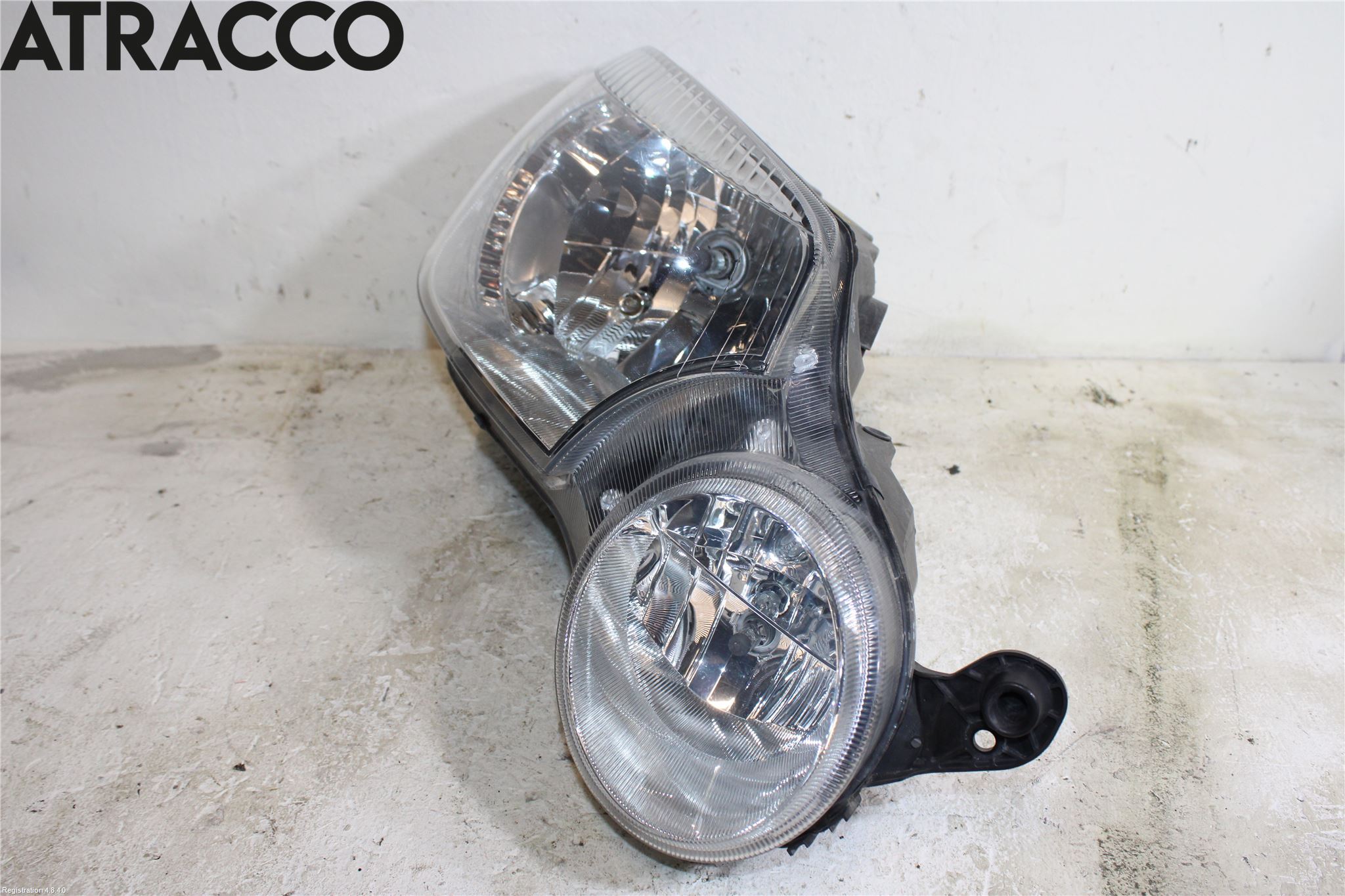 Skoda YETI Frontlykt Høyre