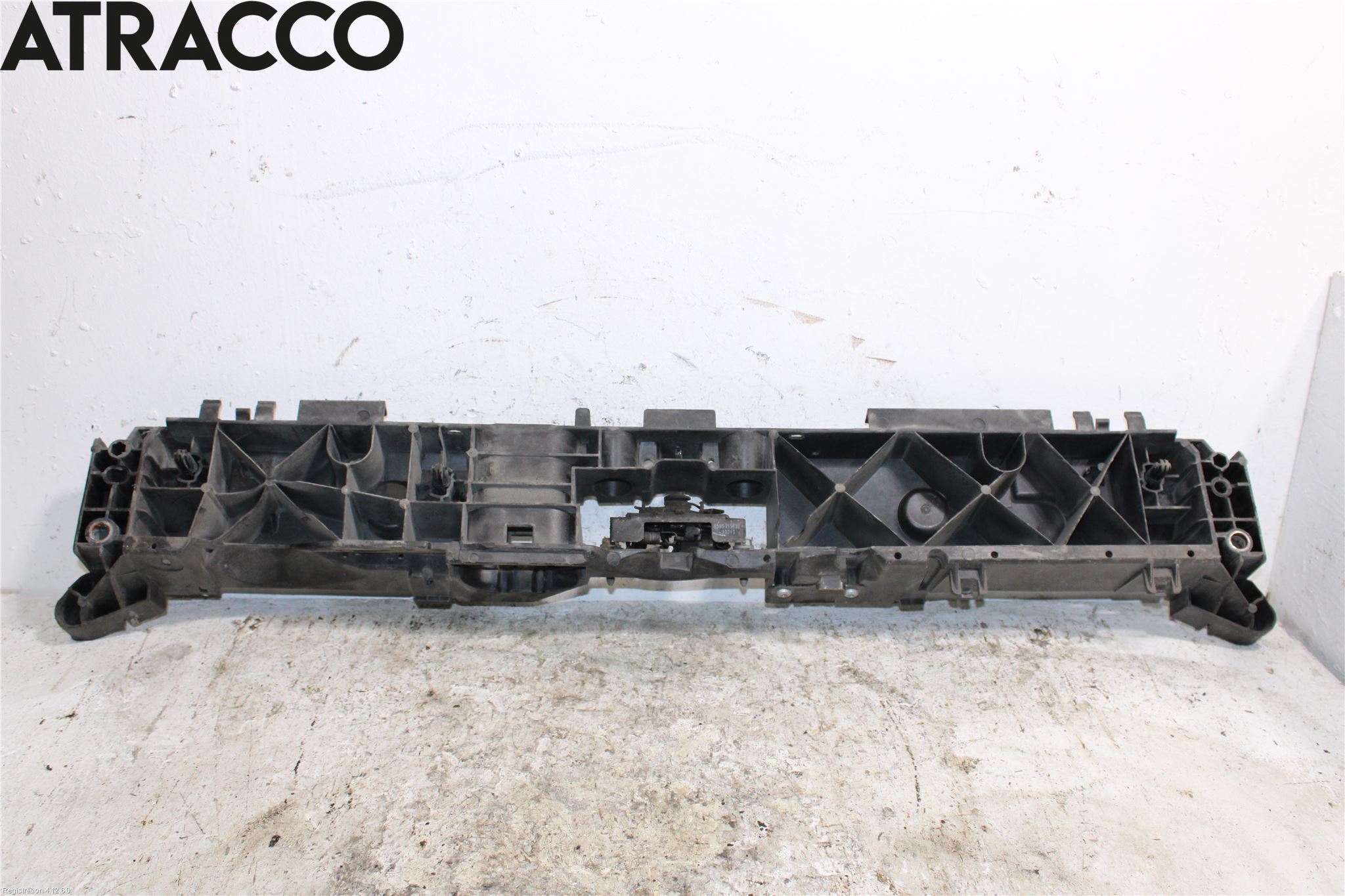 Peugeot 2008 13-20 Frontplate Øvre