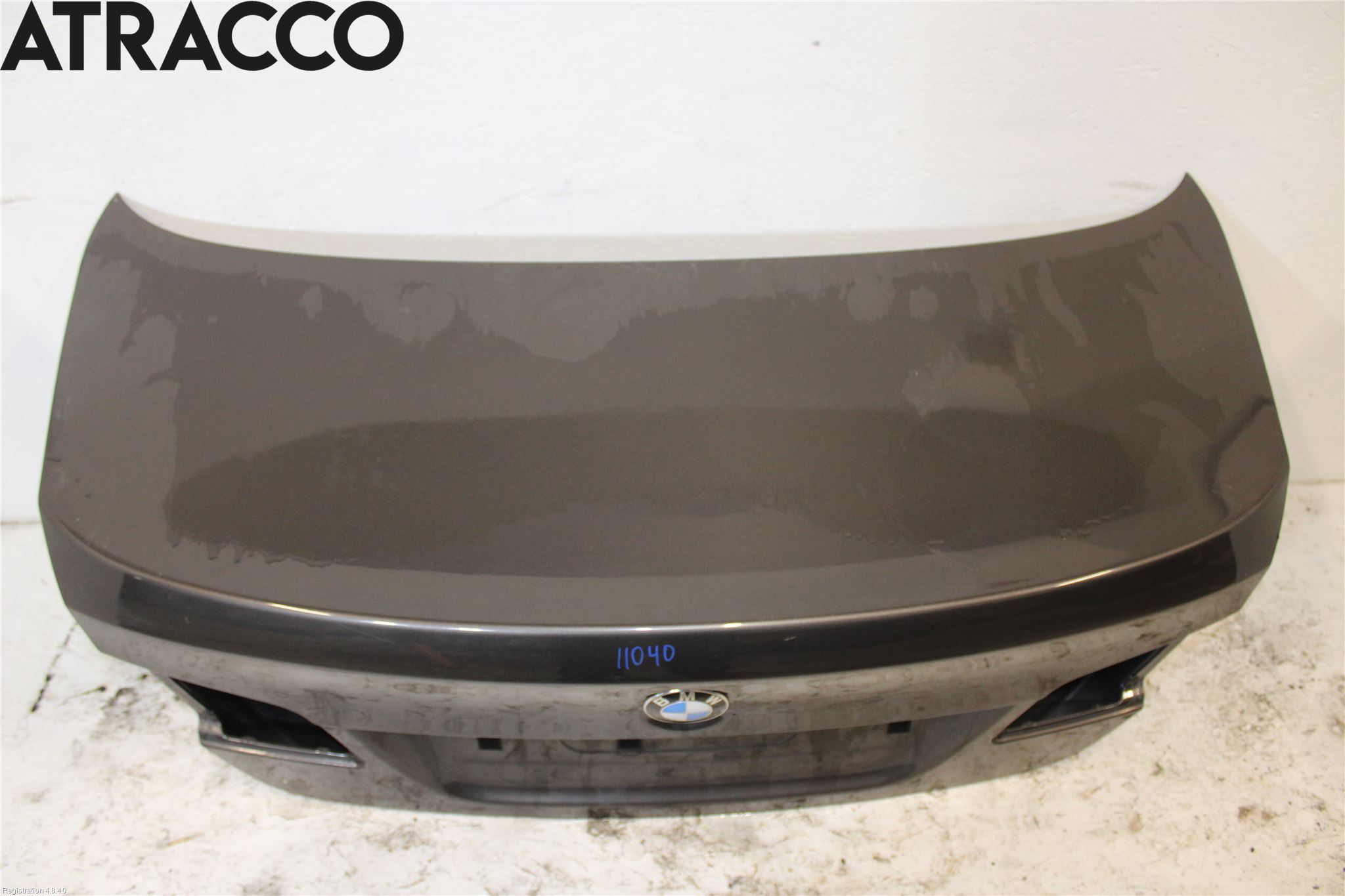 BMW 5 F10/F11/F18 09-17 Bakluke Koffertlokk