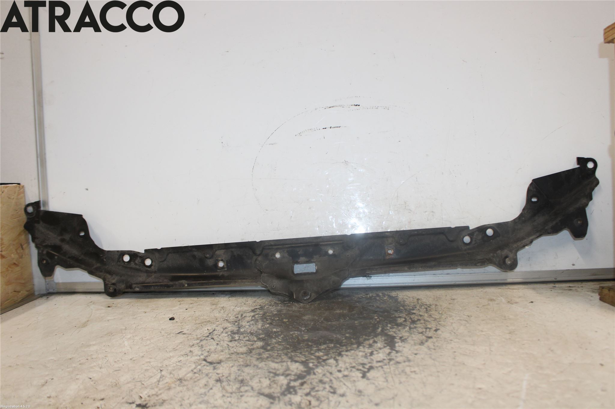 BMW 5 E60/61 Sed/Tou 02-10 Panserlåsplate-Bjelke