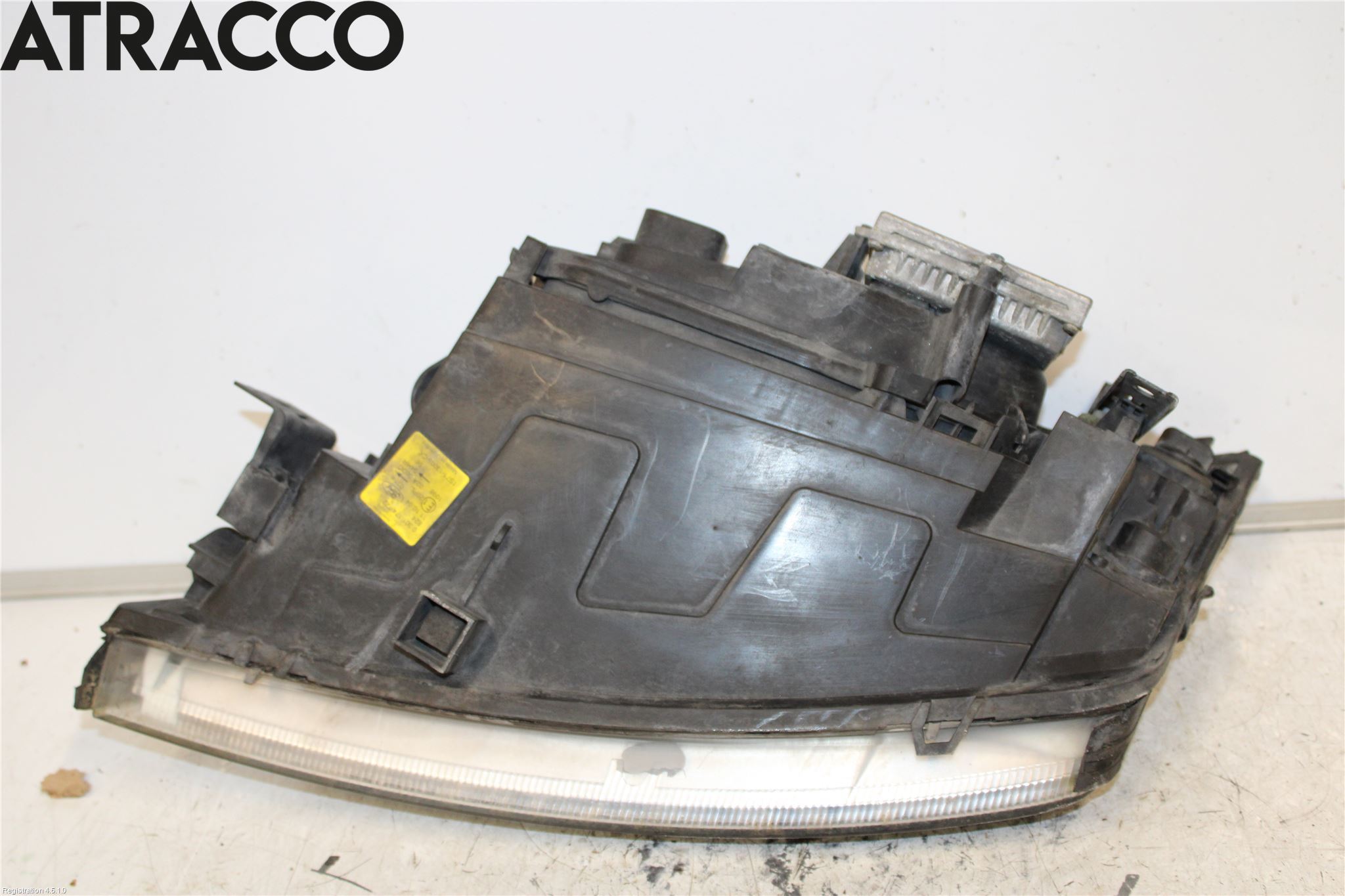 Ford MONDEO     01-06 Frontlykt Høyre