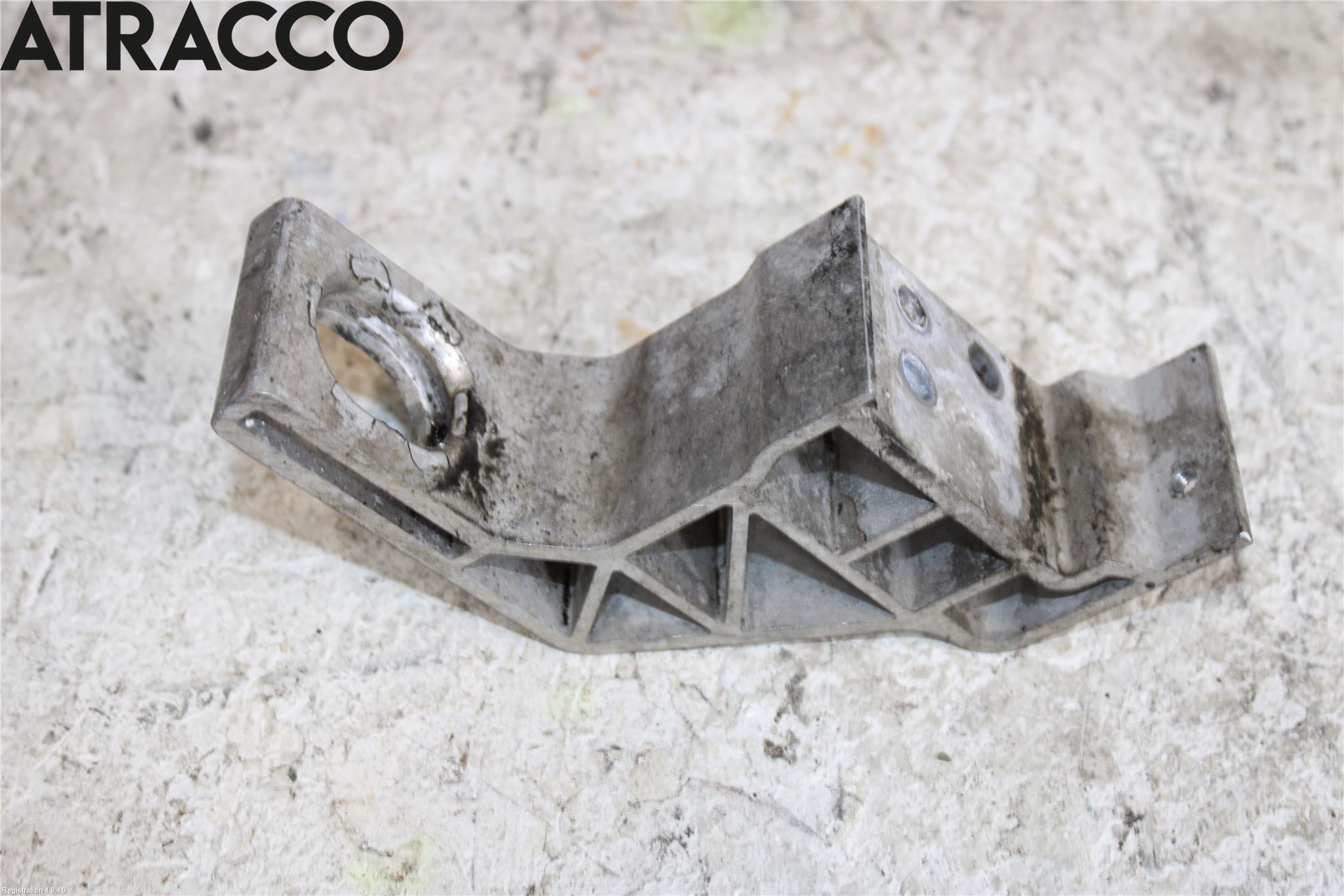 Mercedes-Benz MB C-KLASS (W205) 14-21 Radiator Feste - Ramme - Bjelk