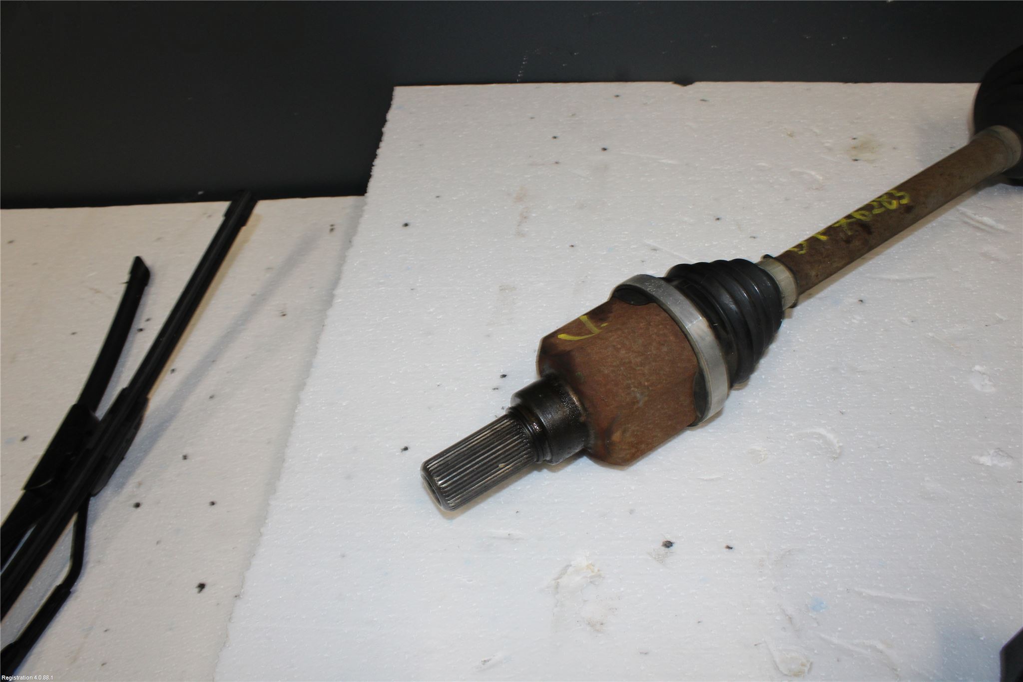 Peugeot 308 14-21 Drivaksel Foran Kompl Venstre