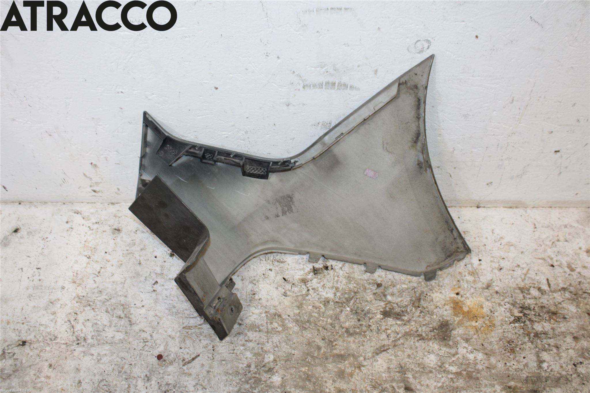 Ford TRANSIT/TOURNEO CONNECT 13-22 Støtfanger Bak Hjørne Venstre