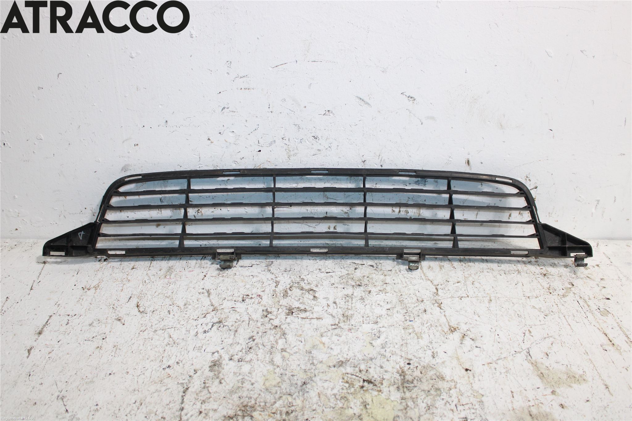 Toyota AVENSIS 09-15 Grilldel Midt