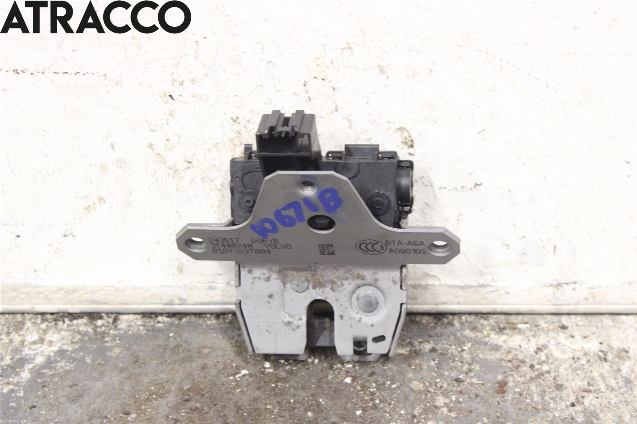 Volvo V60 14-18 Bakluke-Lokk Låsekasse