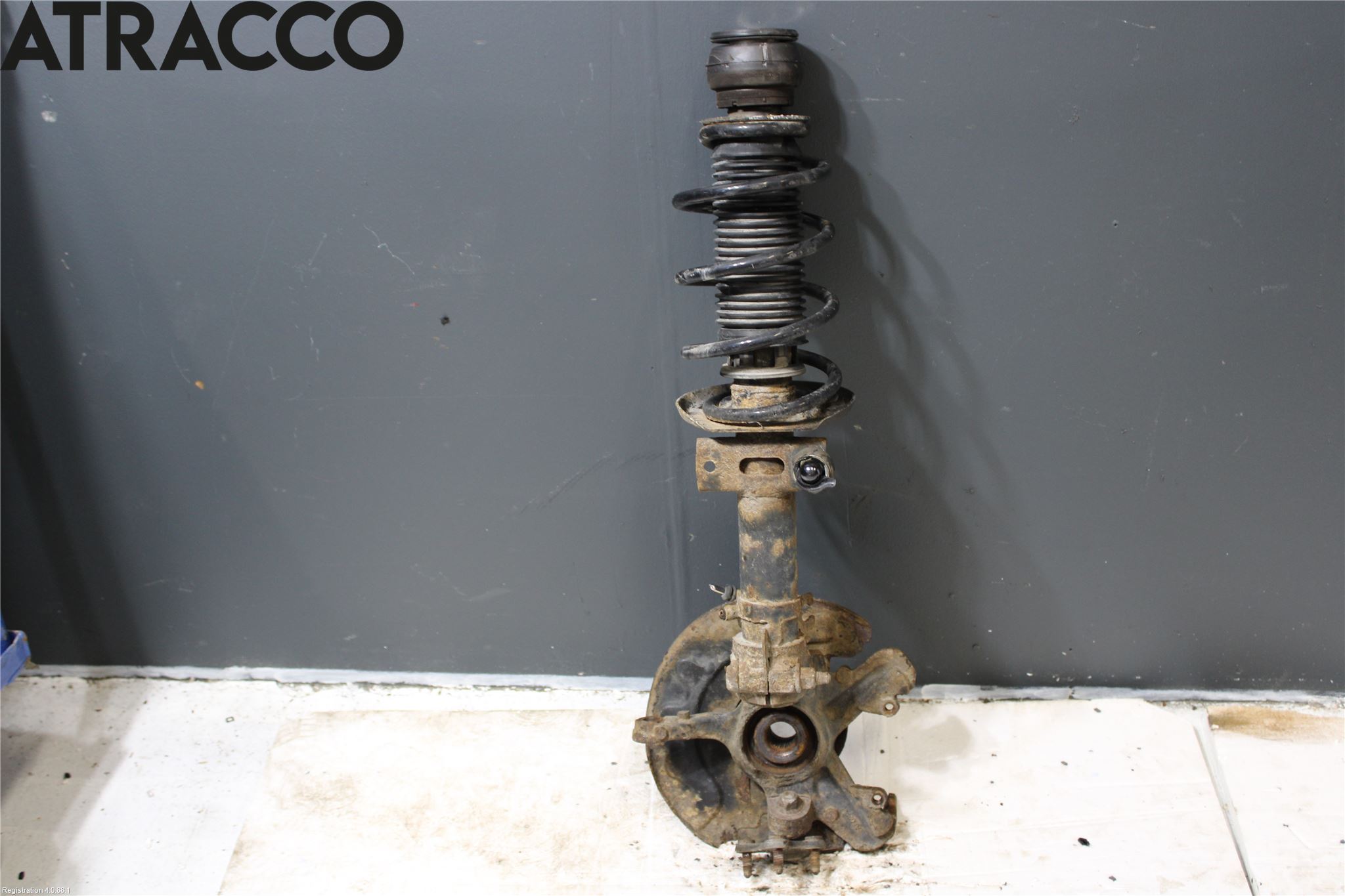 Volkswagen VW POLO 10-17 Fjærbein Foran Venstre