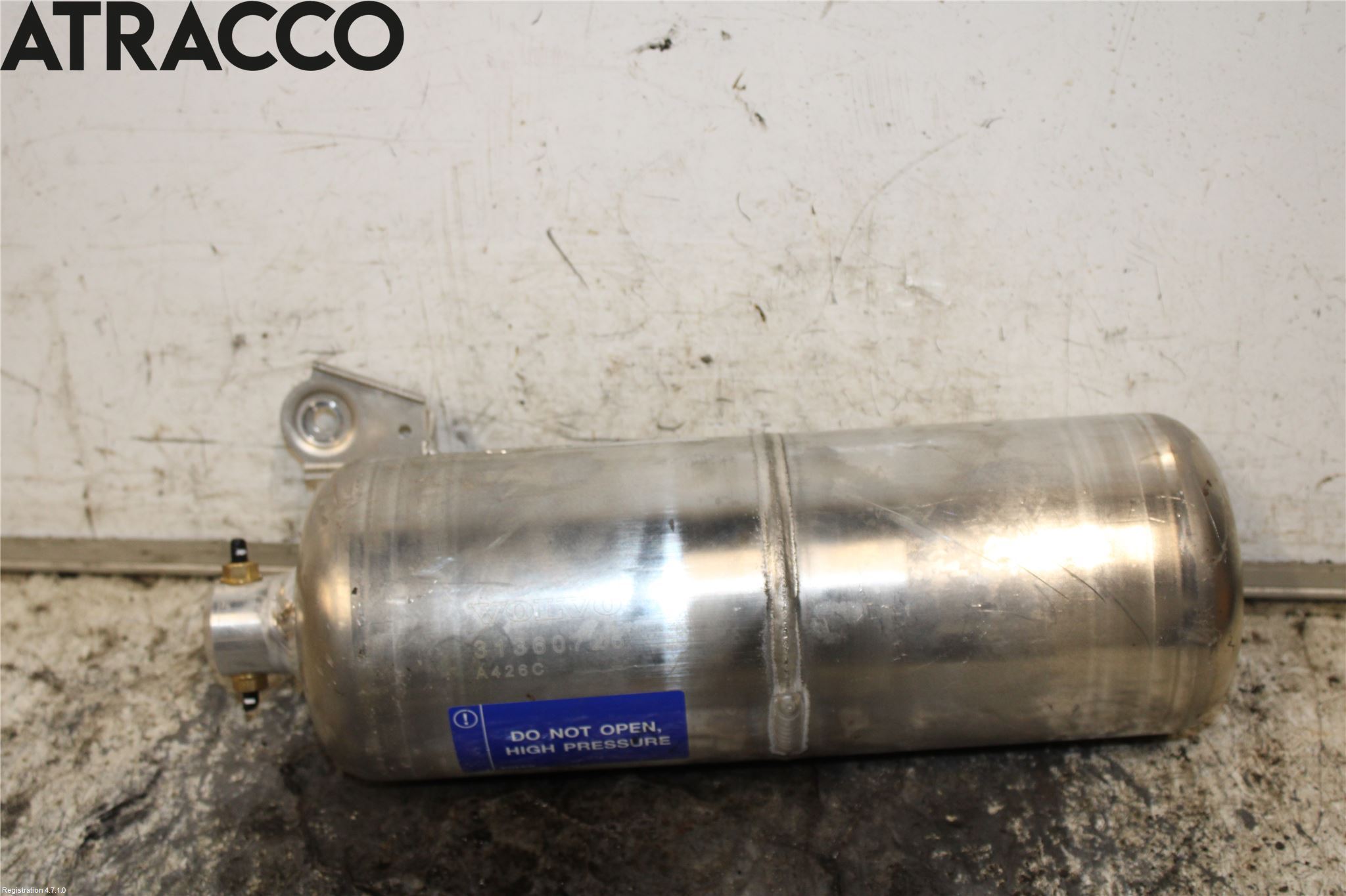 Volvo XC90/RECHARGE 16- Nivå/Lufrfrändring Trycktank