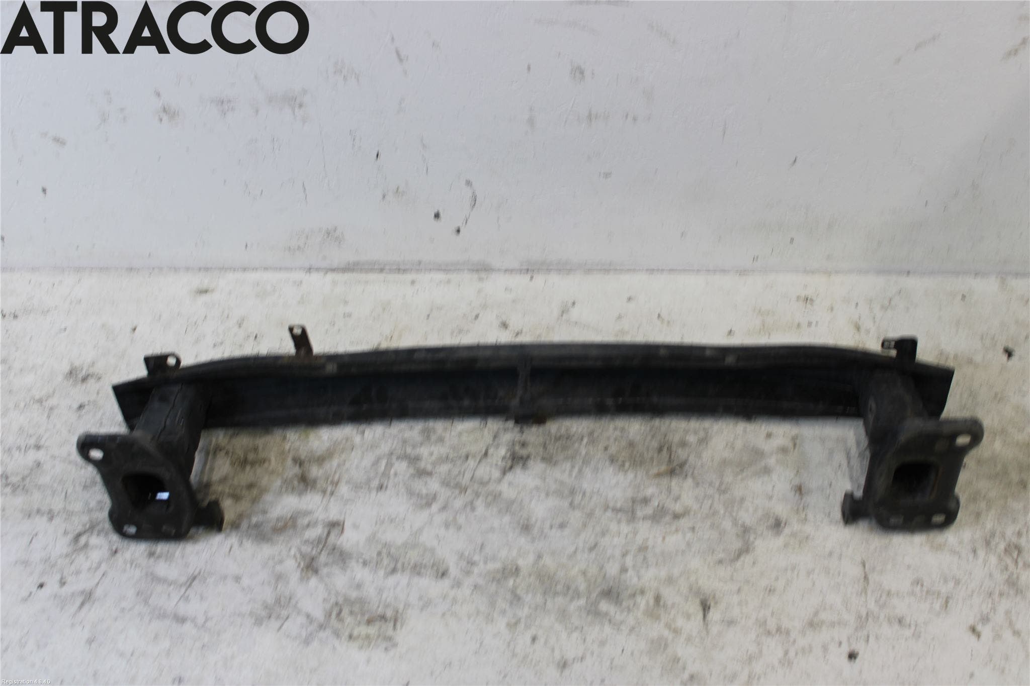 Skoda SUPERB 09-15 Støtfanger Foran Bjelke