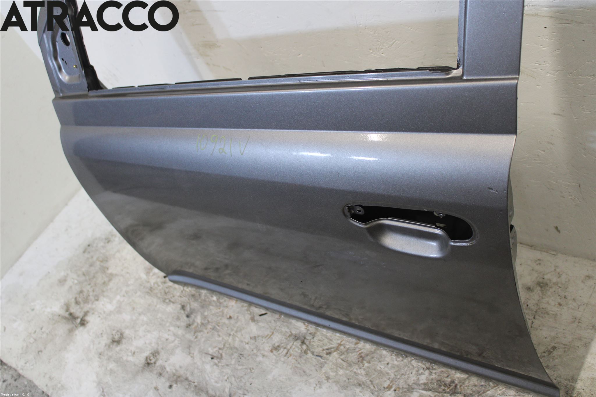 Toyota YARIS P1 03-05 Dør 4D Foran Venstre