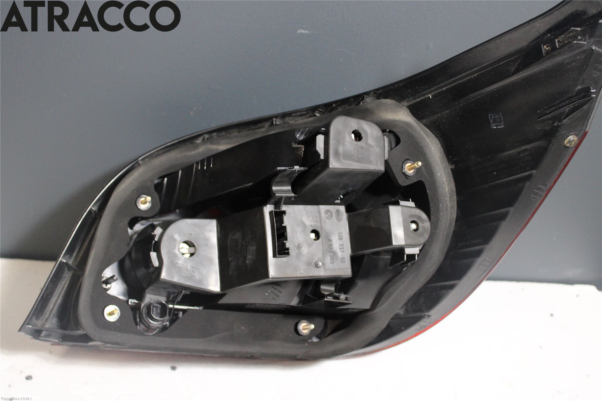 BMW 5 E60/61 Sed/Tou 02-10 Baklykt Venstre