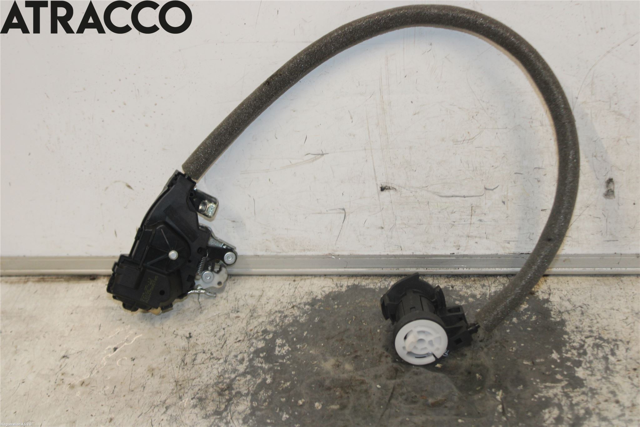 Mercedes-Benz MB E-KLASS (W212) 09-16 Bakluke-Lokk Låsekasse