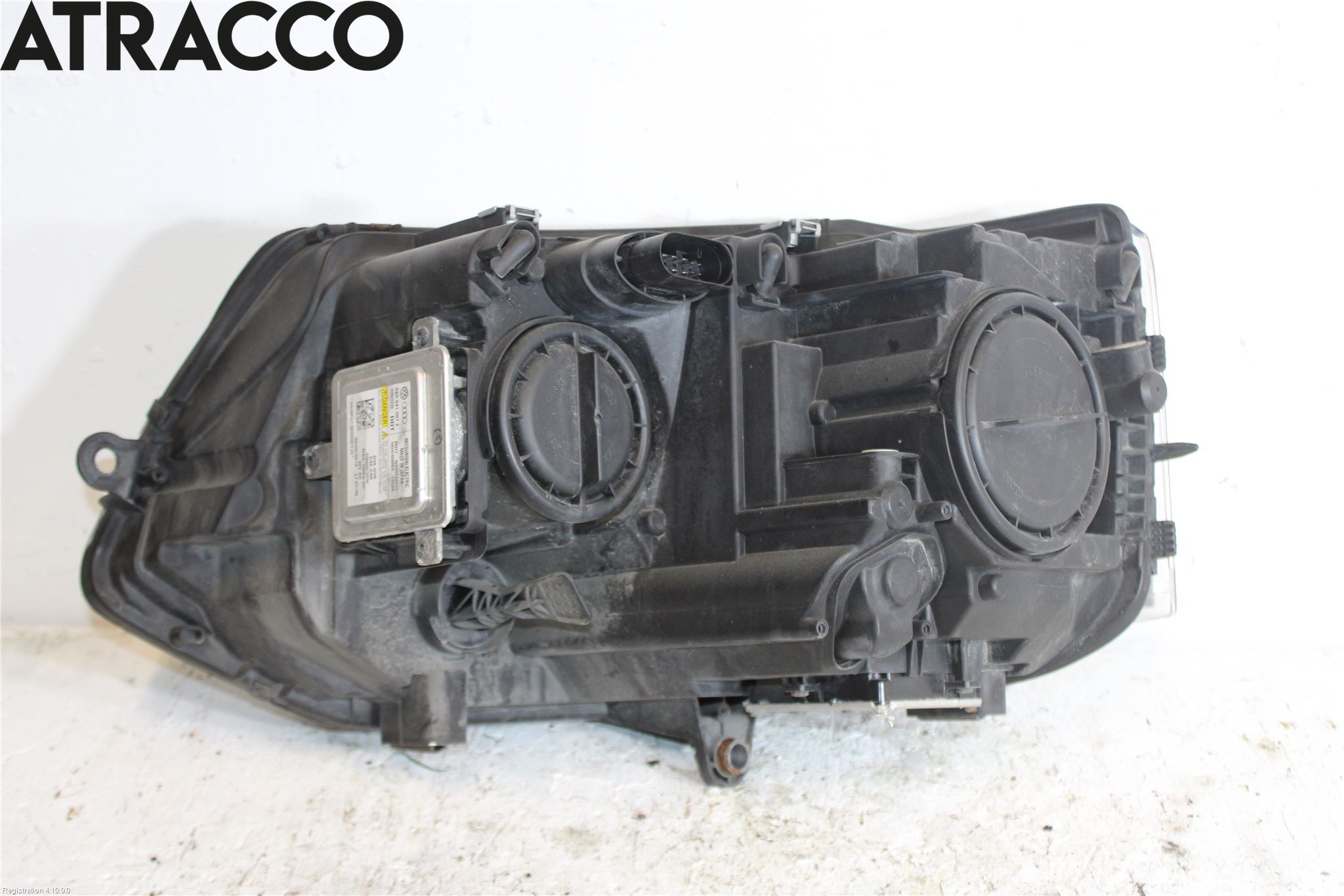 Volkswagen VW TRANSP/CARAVELLE (T5) 04-15 Frontlykt Høyre