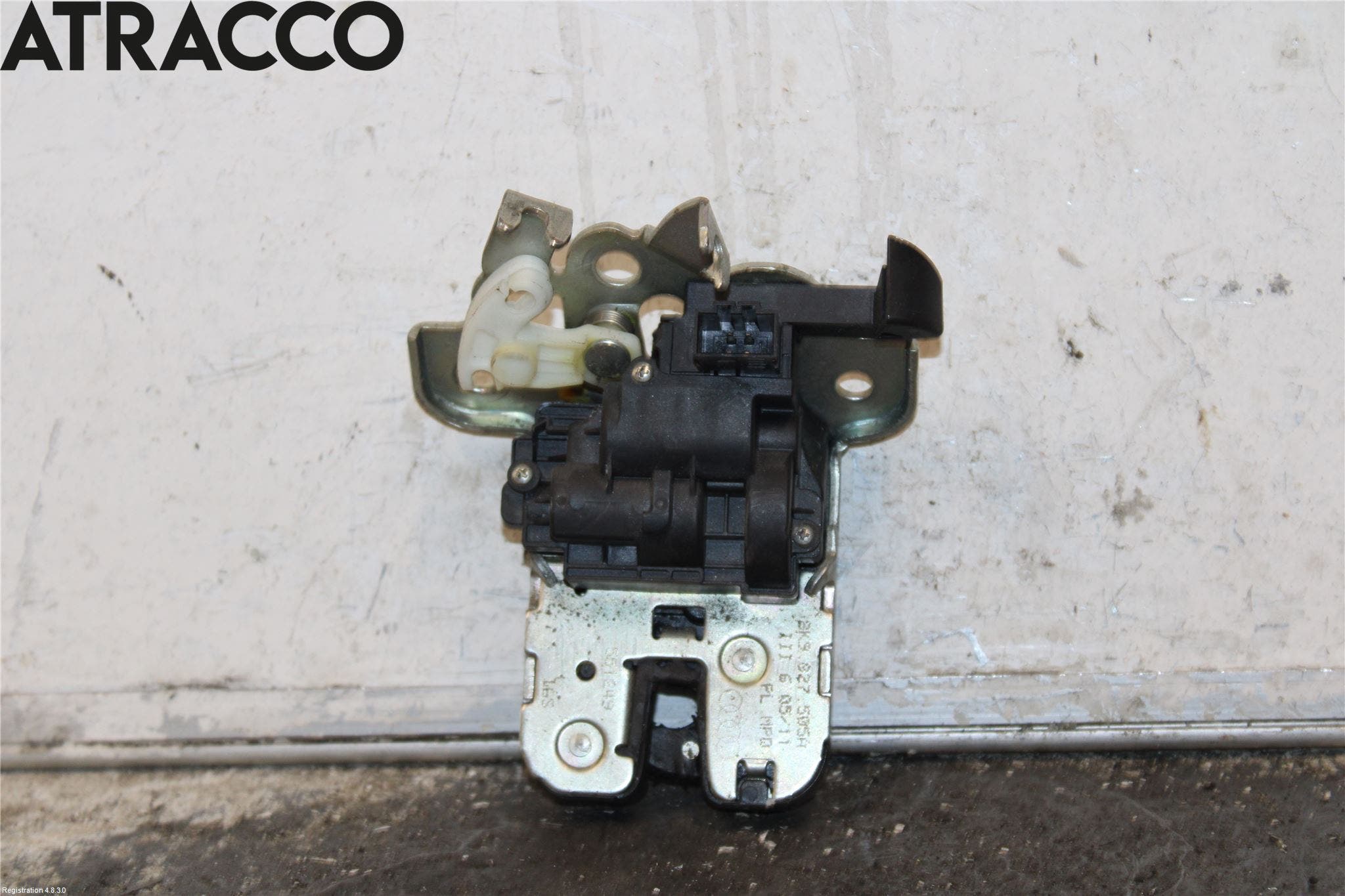 Audi A4/S4 08-11 Bakluke-Lokk Låsekasse