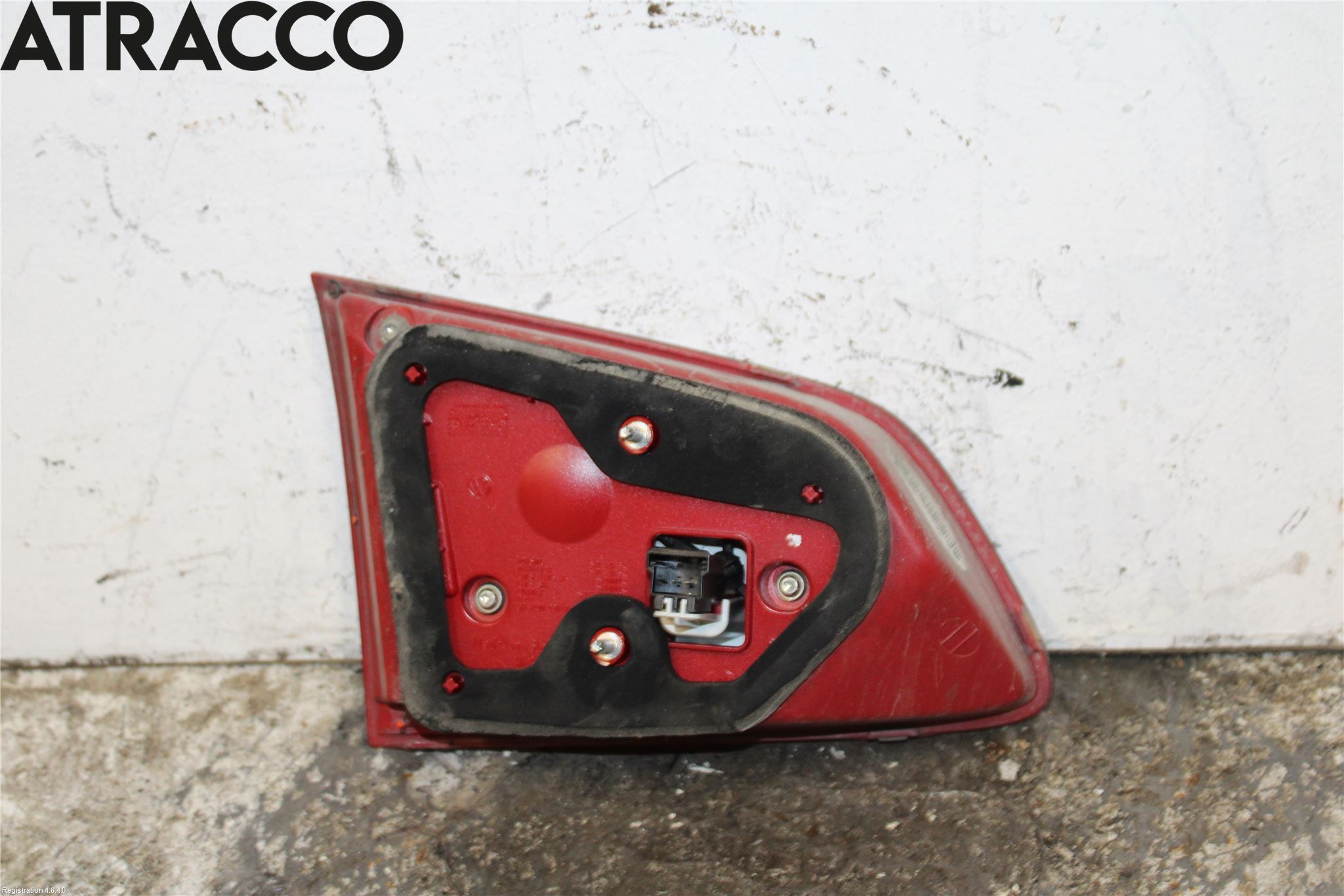 Volkswagen VW PASSAT 11-14 Baklykt Høyre  På Luke(Indre)