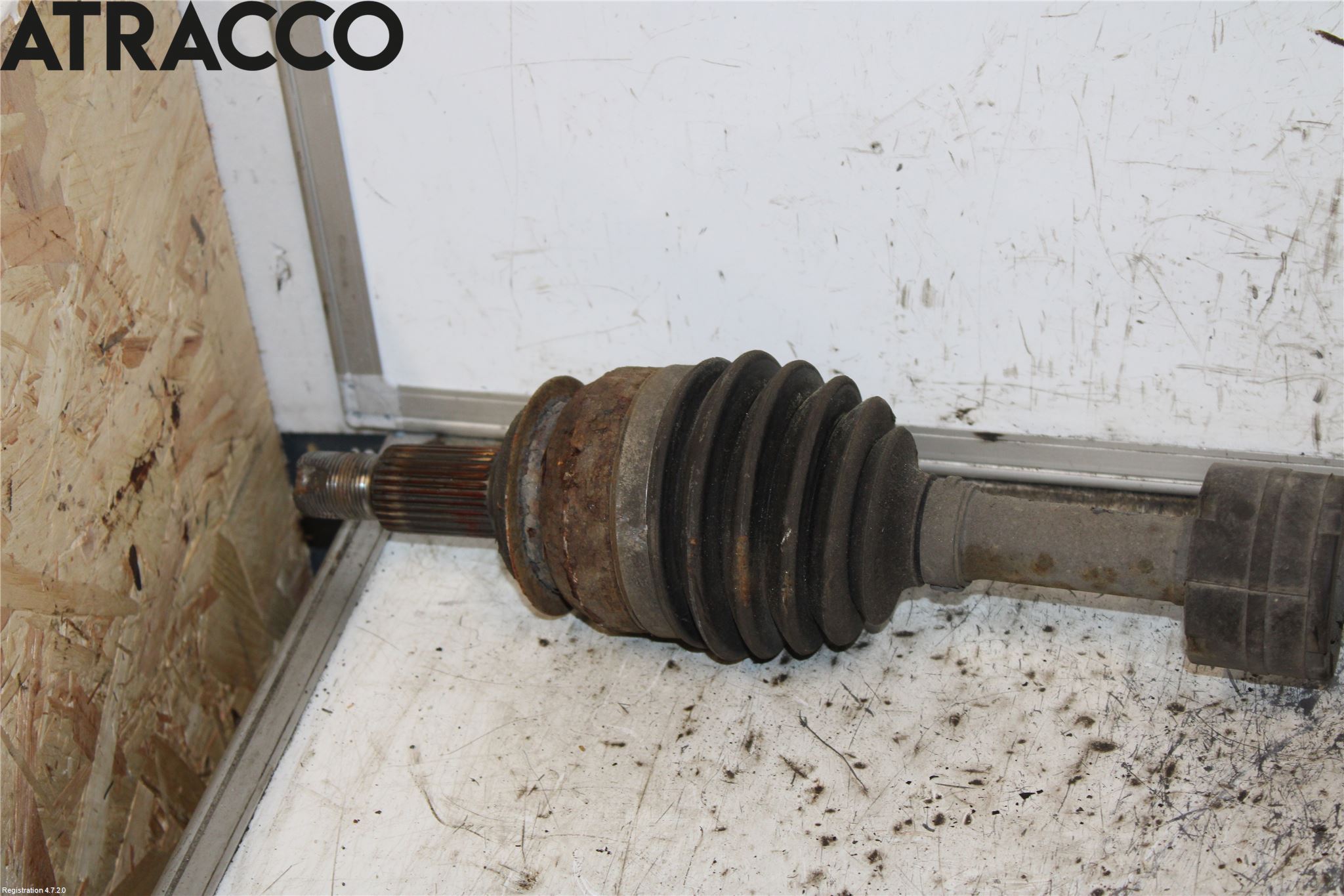 Suzuki SWIFT 17-24 Drivaksel Foran Kompl Høyre