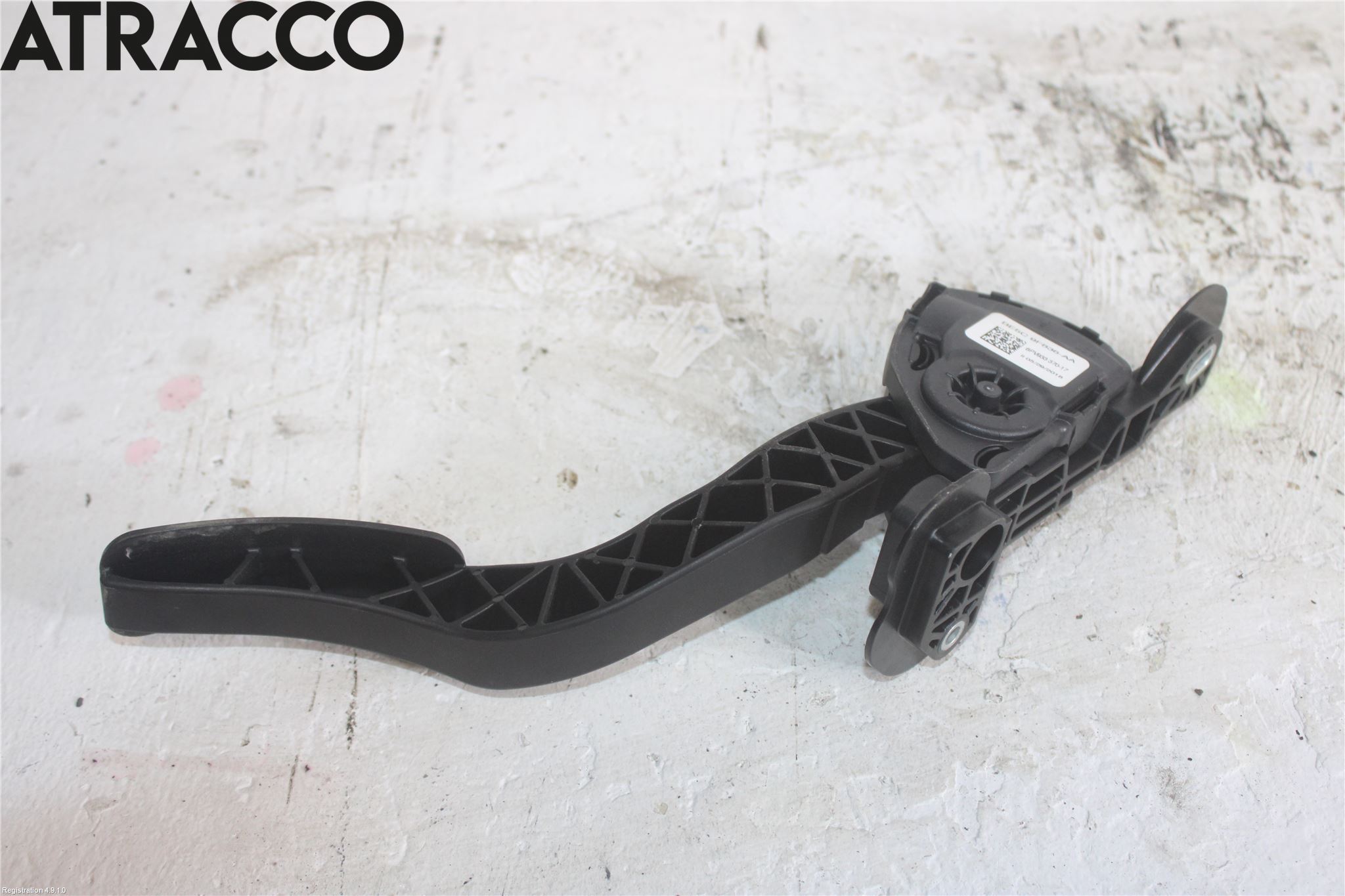 Tesla MODEL X 16- Gasspedal